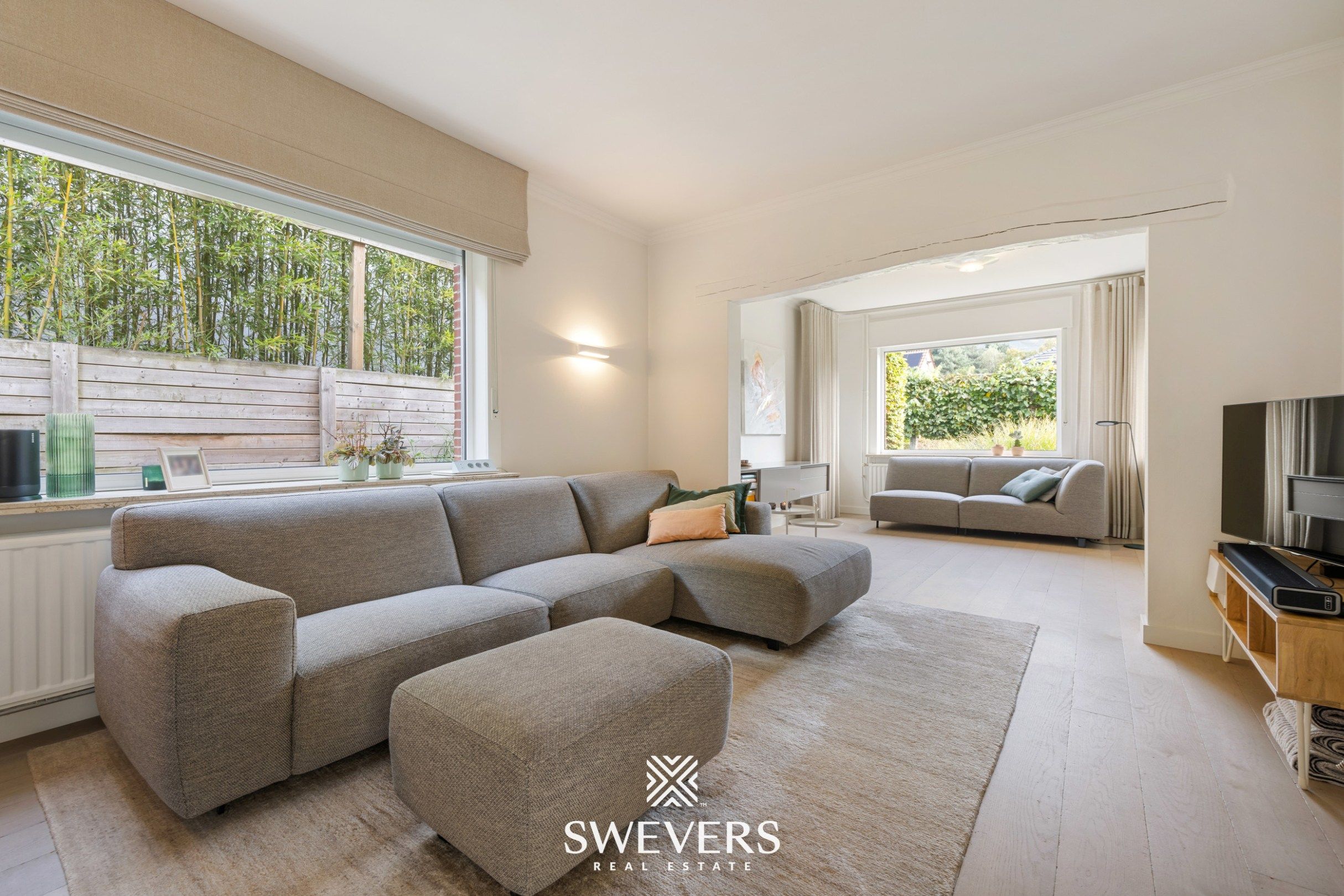 Gerenoveerde woning op 27 are en vergunde stal van 147 m² foto 3