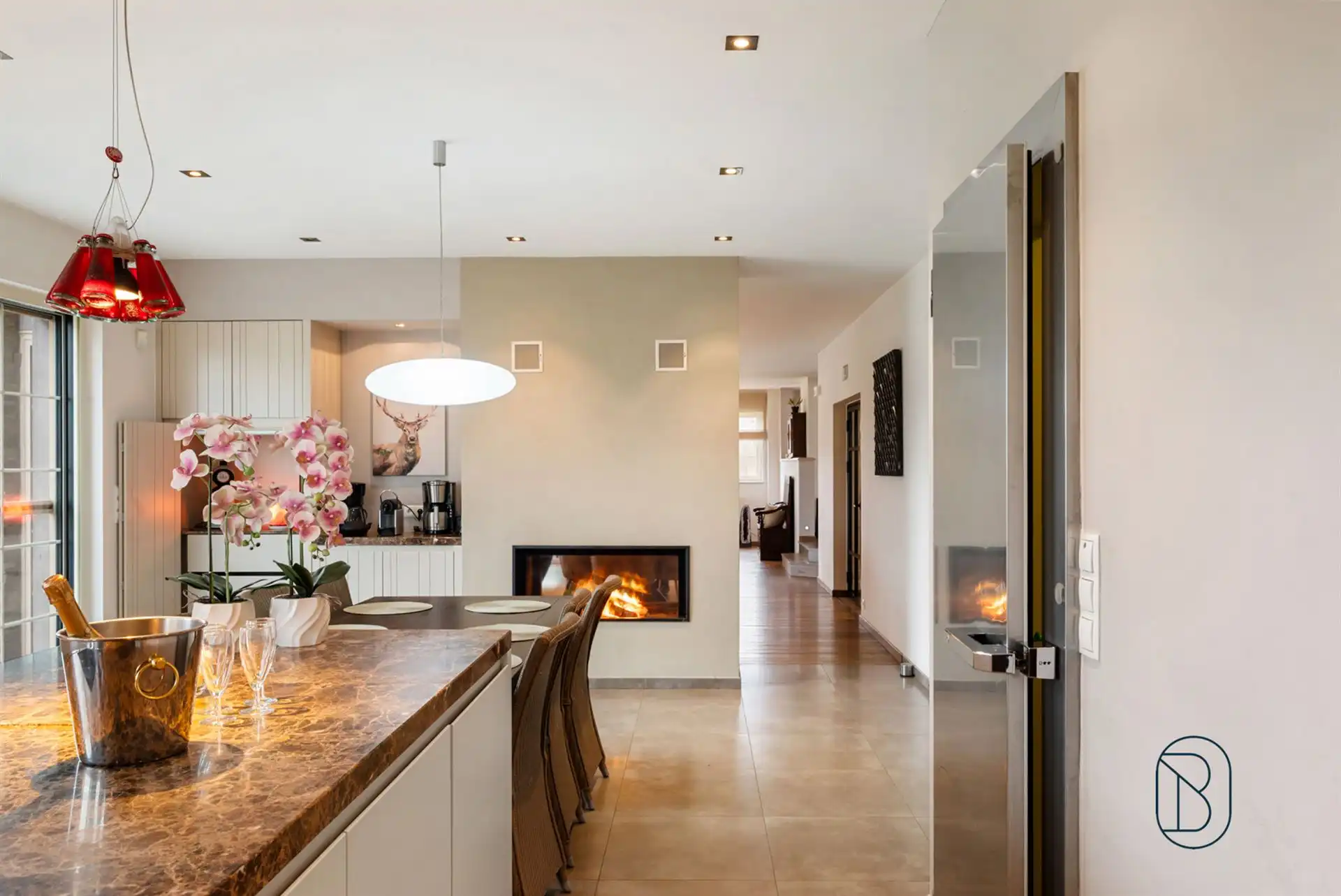 Topgelegen prachtige vakantiewoning met binnenzwembad foto 17