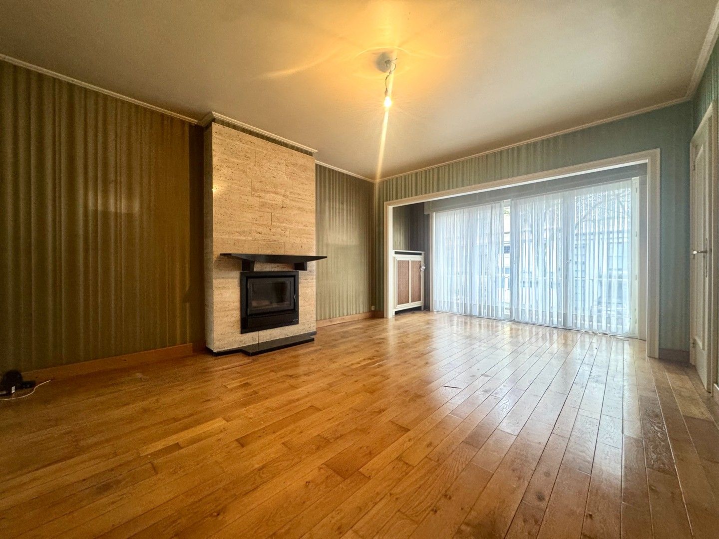 Woning met garage en tuin! foto 2