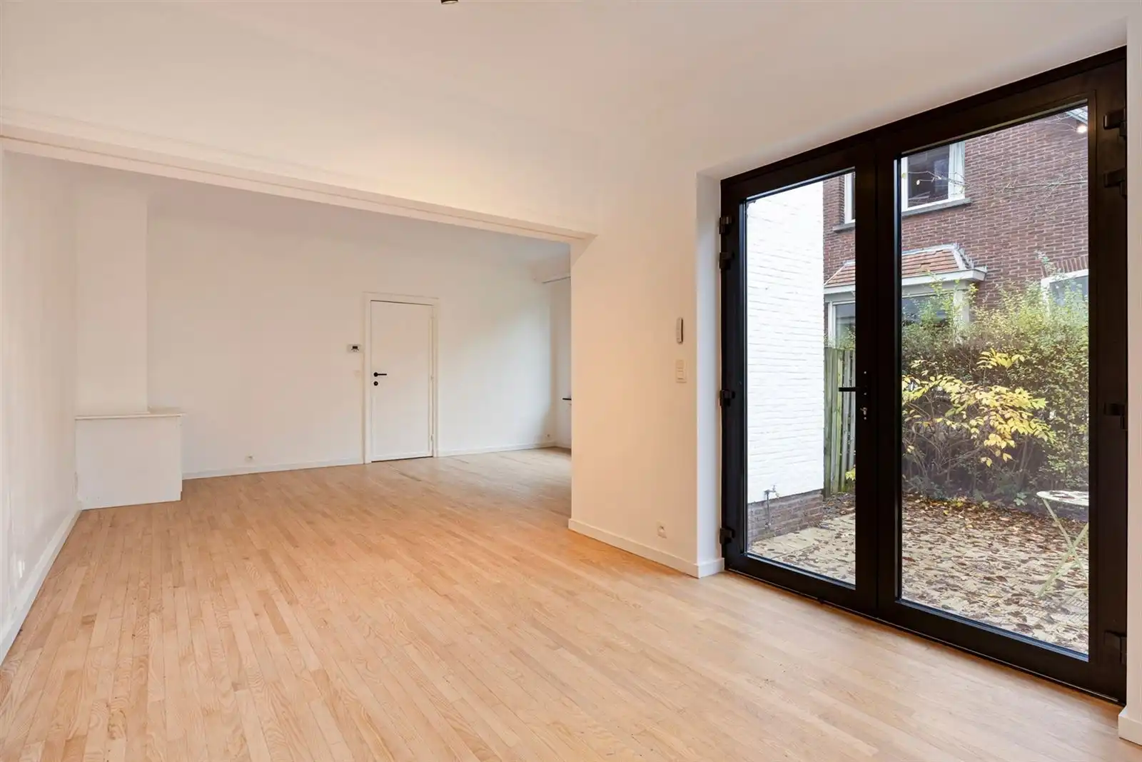 ELSDONK: Rustige, praktische woning met een uitgesproken familiaal karakter. foto 2