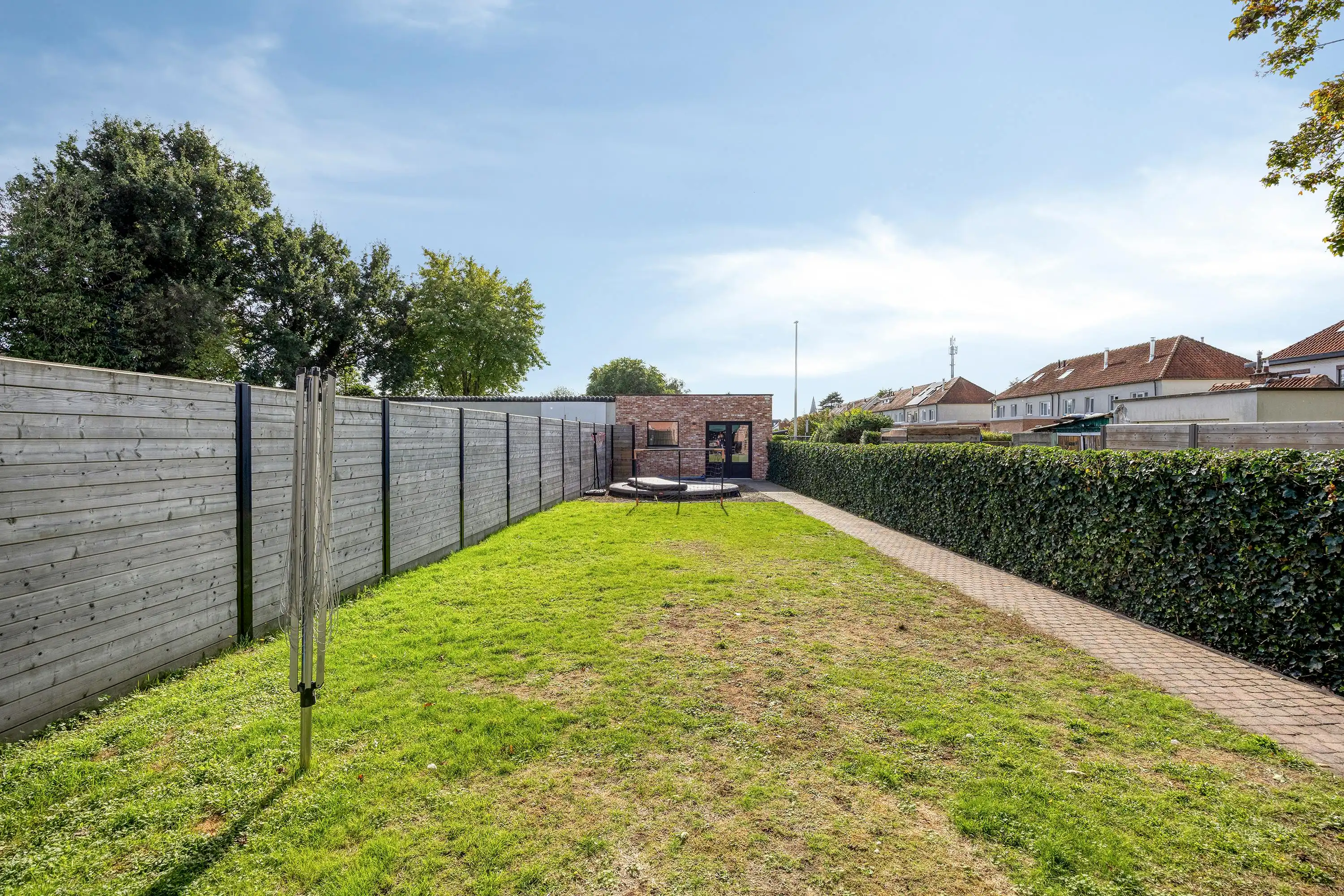 Gerenoveerde halfopen woning met tuin te koop in Gooreind! foto 30