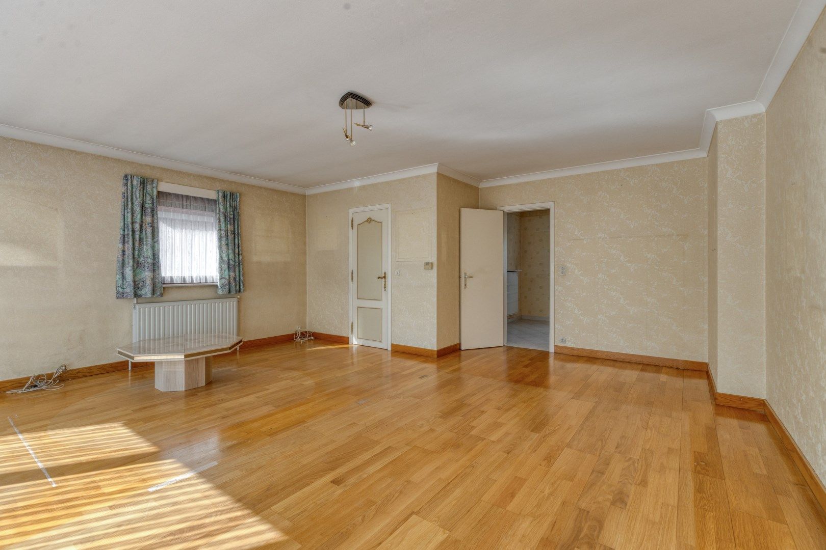 Ruim duplexappartement met 3 slaapkamers en garage! foto 5