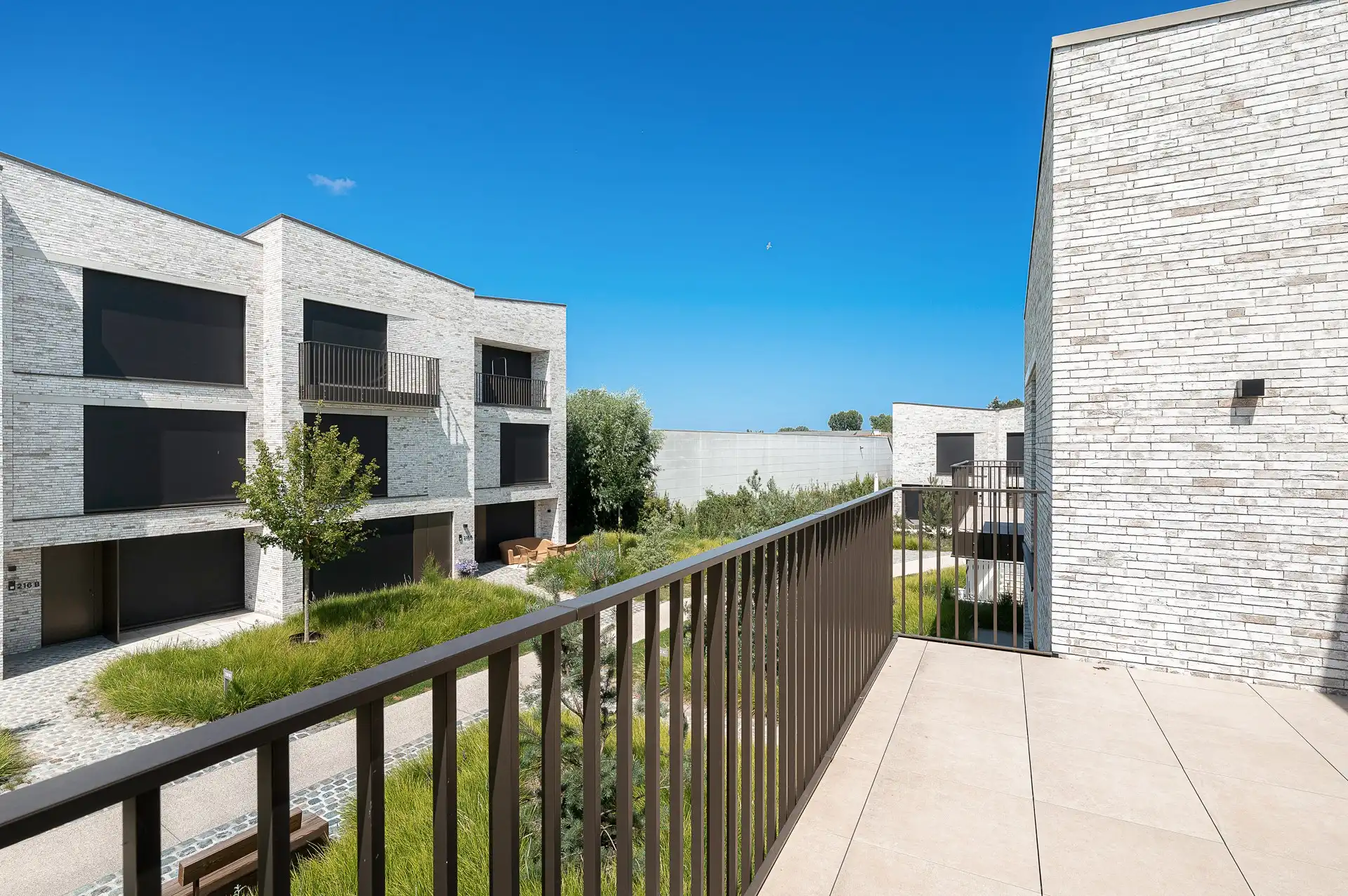 Architecturale BEN-woning met uitzonderlijke leefruimte en zonovergoten terrassen foto 27