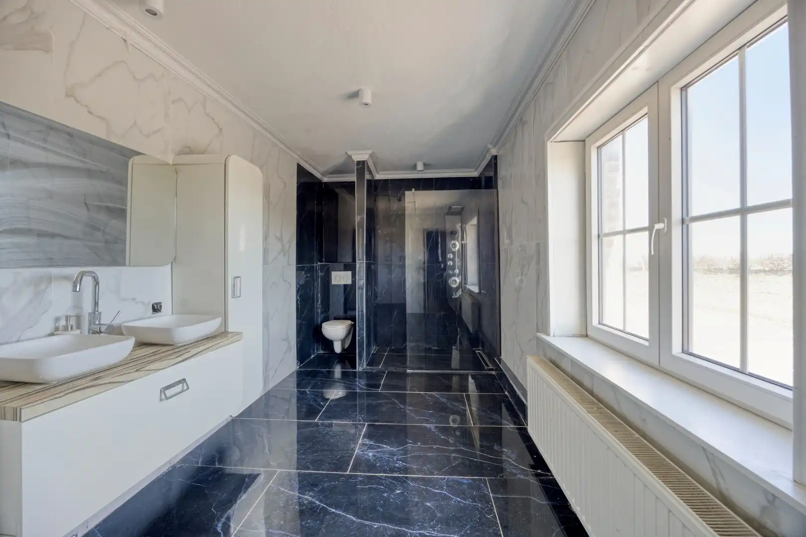 Landelijk gelegen hoevewoning met stallen en omheinde weide op totaal 88a66ca  foto 14