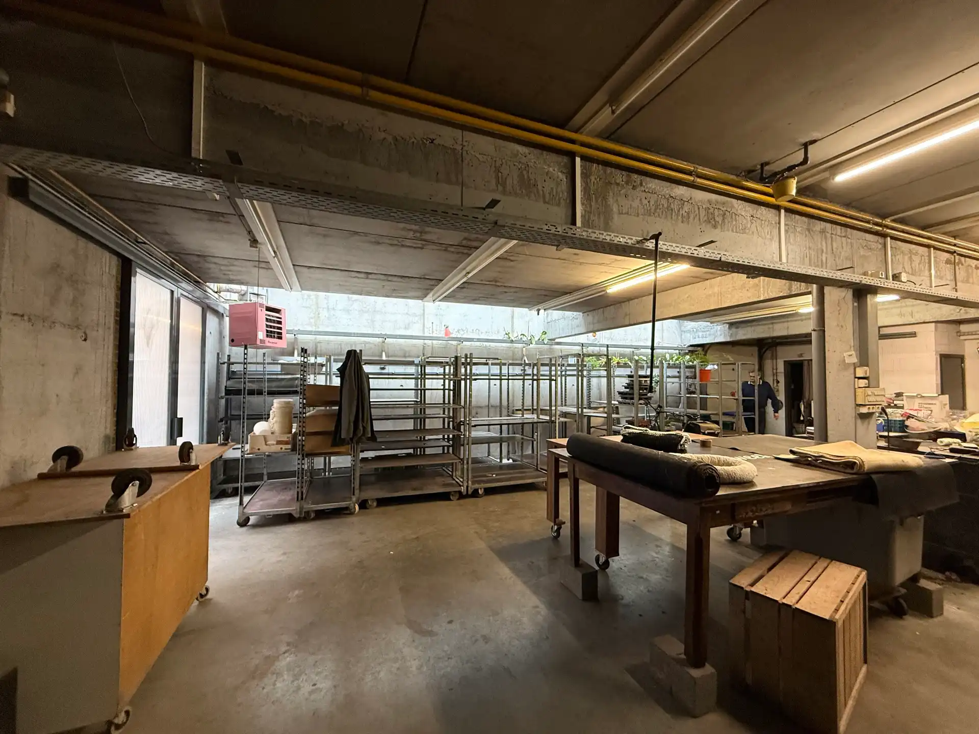 AALST-CENTRUM - Commercieel handelspand met ruim appartement op TOPlocatie. foto 12