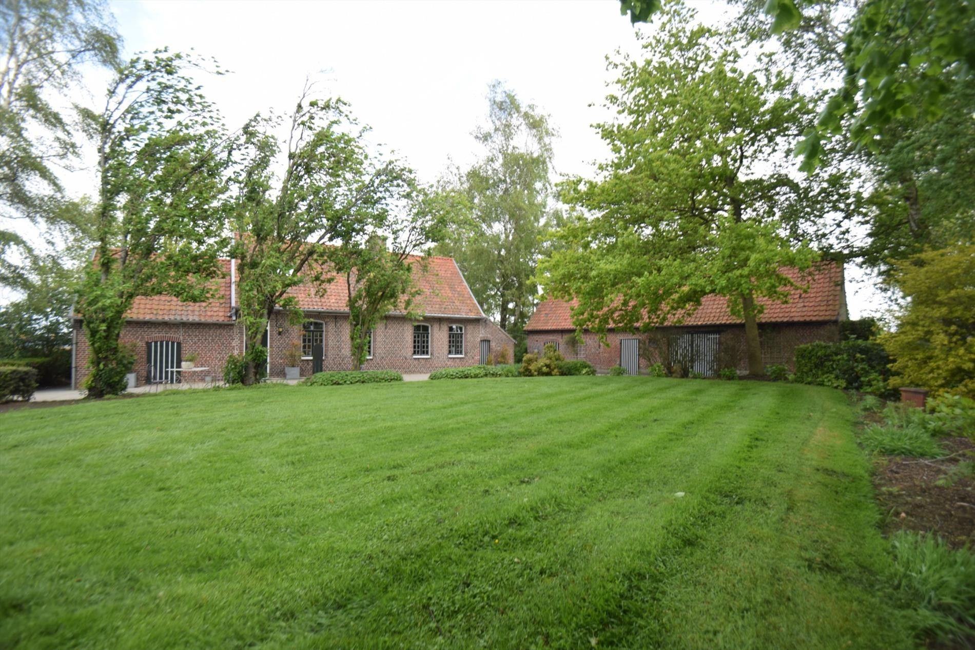 ()=>{if(producerUpdateValueVersion(node),producerAccessed(node),node.value===ERRORED)throw node.error;return node.value} Bruinbergstraat 1 - - 8850 Ardooie