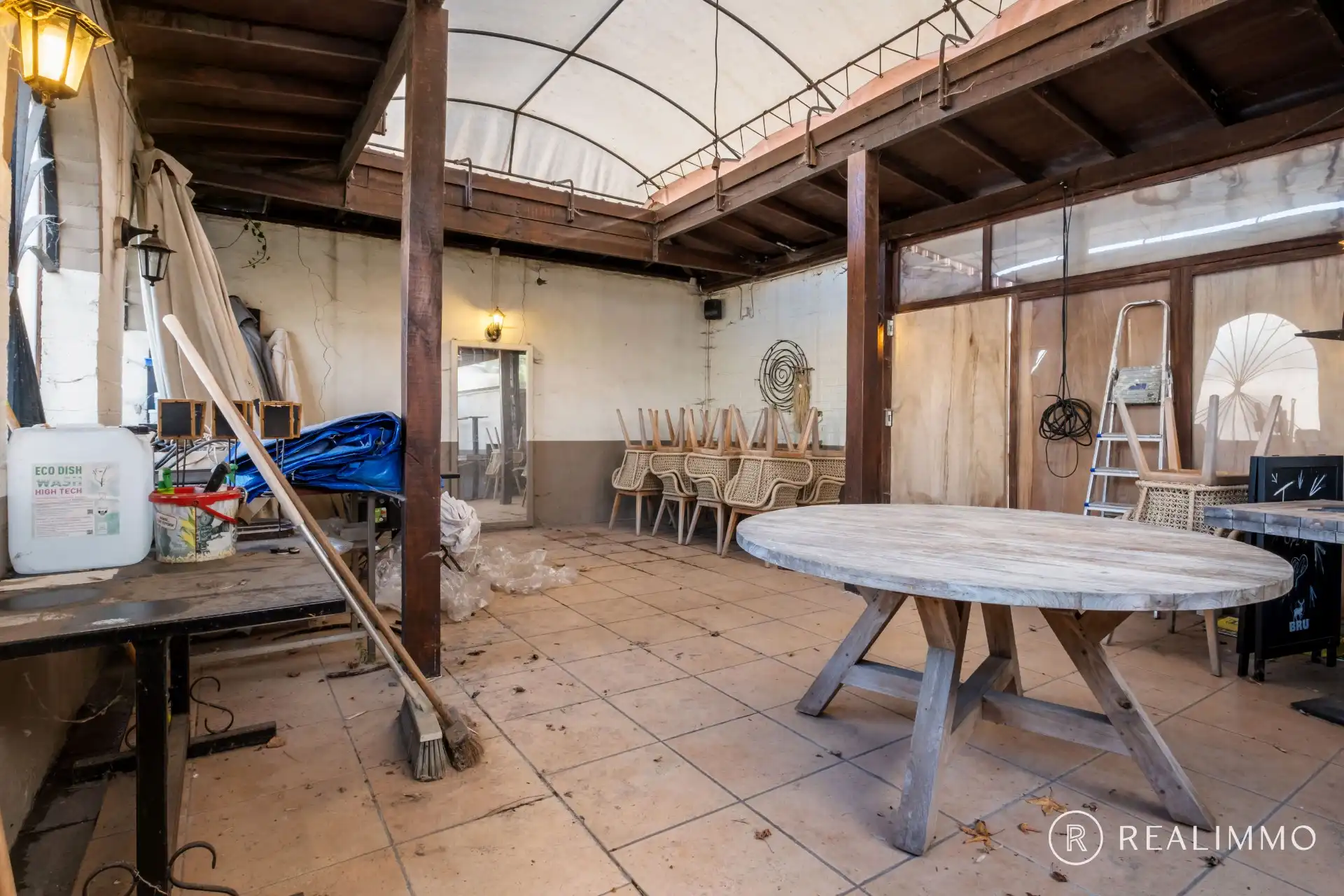 Uniek handelspand met ruim appartement – Gentseweg 556, Waregem (Sint-Eloois-Vijve) foto 11