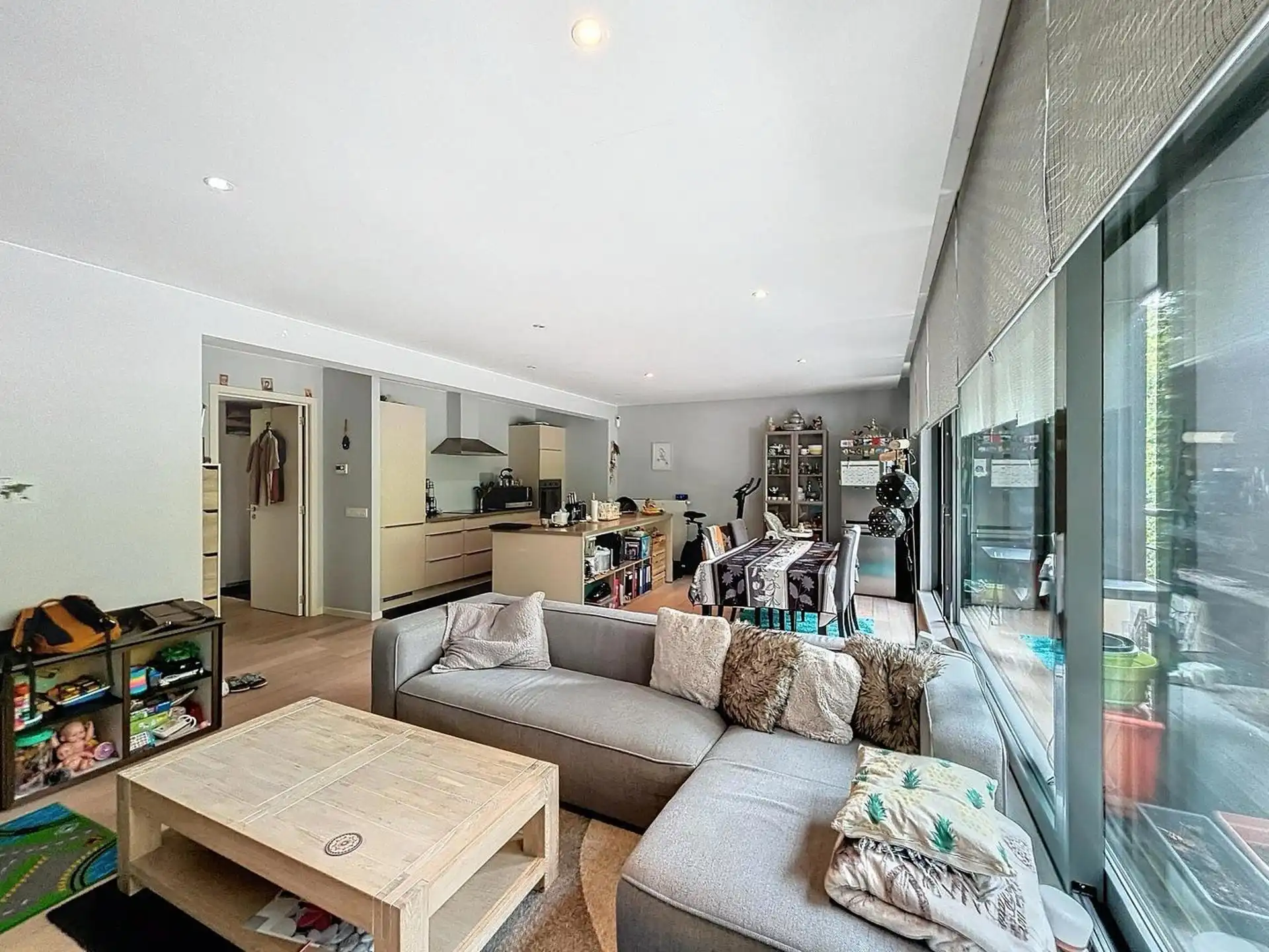 Mooi appartement met twee slk in een klein flatgebouw foto 2