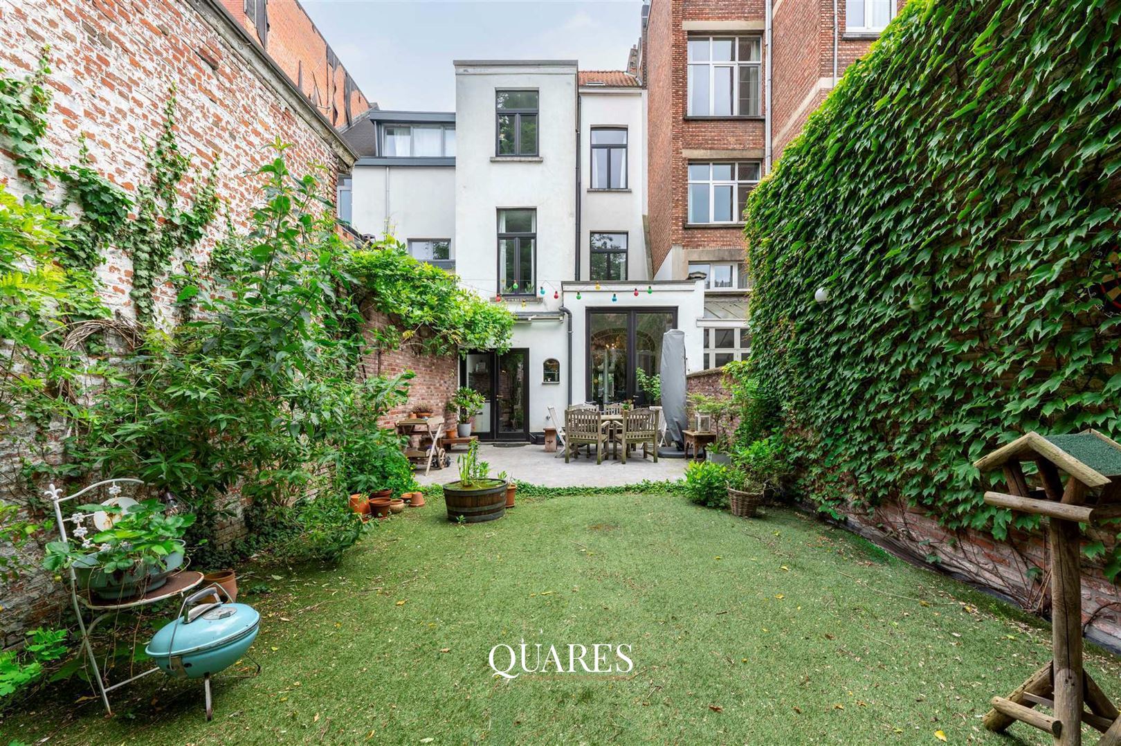 Prachtig authentiek herenhuis met grote tuin op toplocatie in Antwerpen centrum foto 15