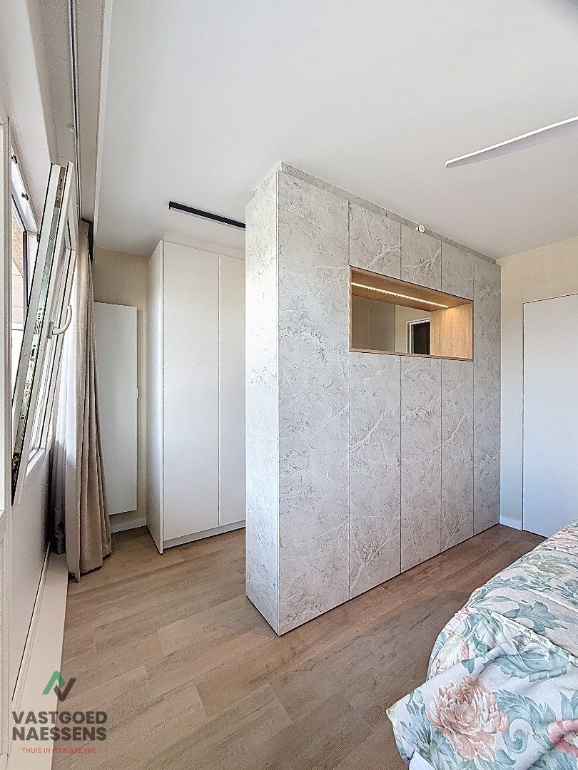 SCHITTEREND VERNIEUWD 3 SLPK APP MET ZICHT OP ZEE EN TERRAS foto 24