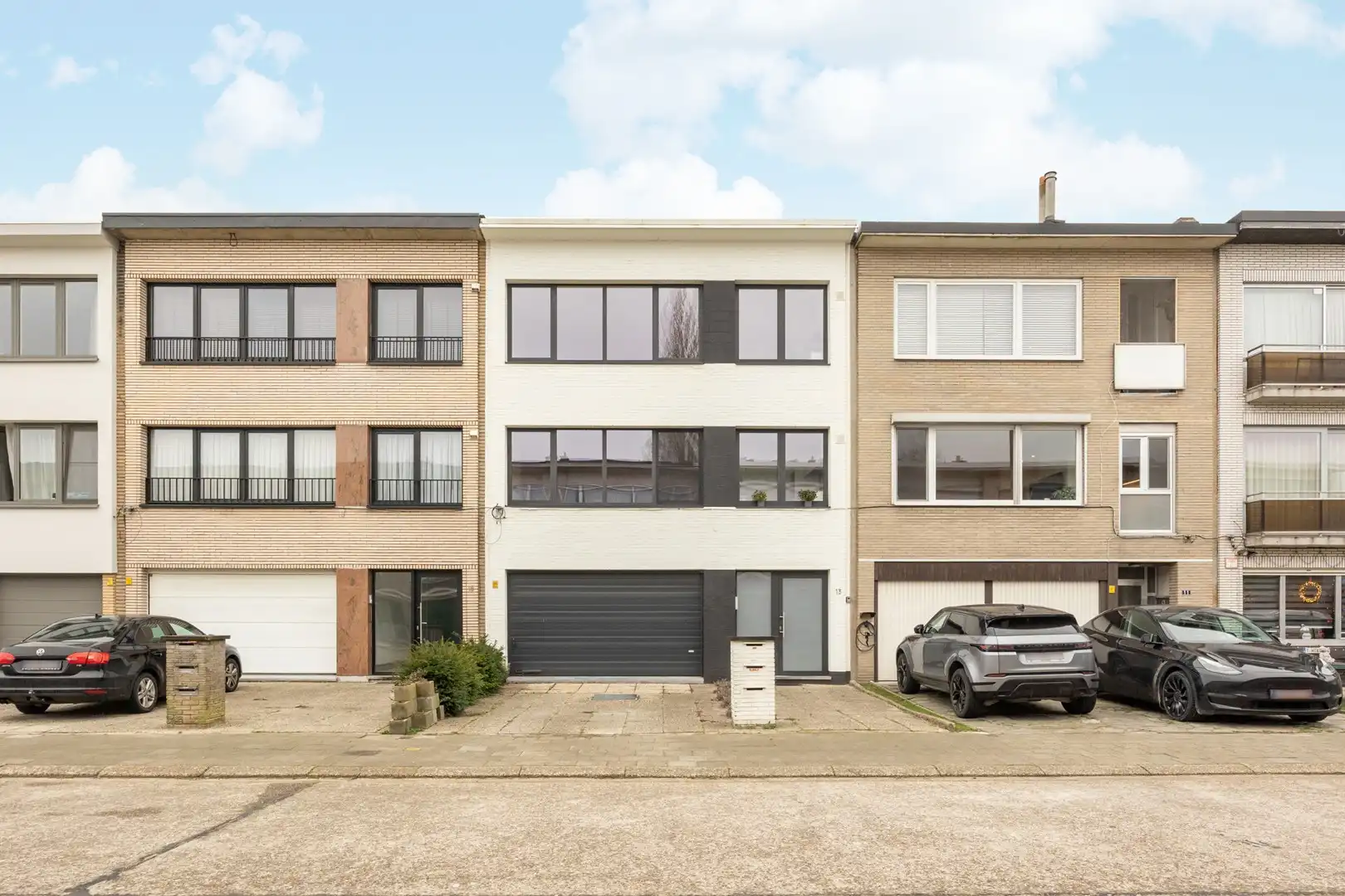 INSTAPKLAAR APPARTEMENT foto {{pictureIndex}}