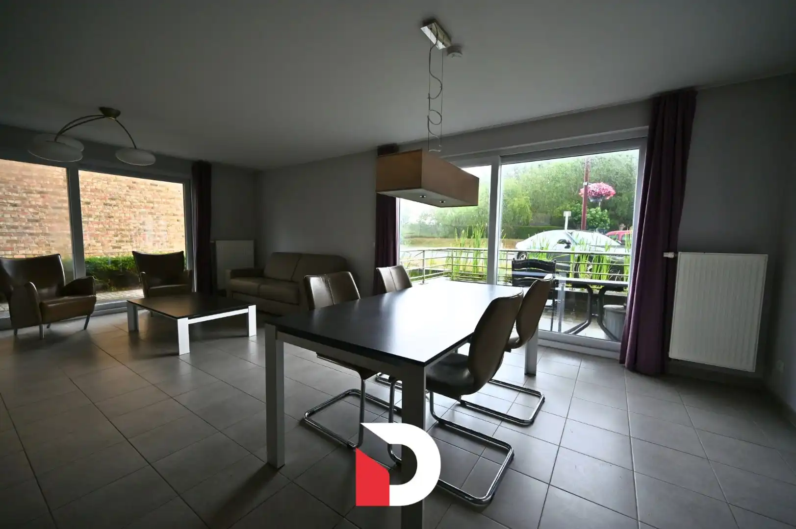 Instapklaar gelijkvloers 1-slaapkamerappartement met tuin en terras in De Haan foto 8