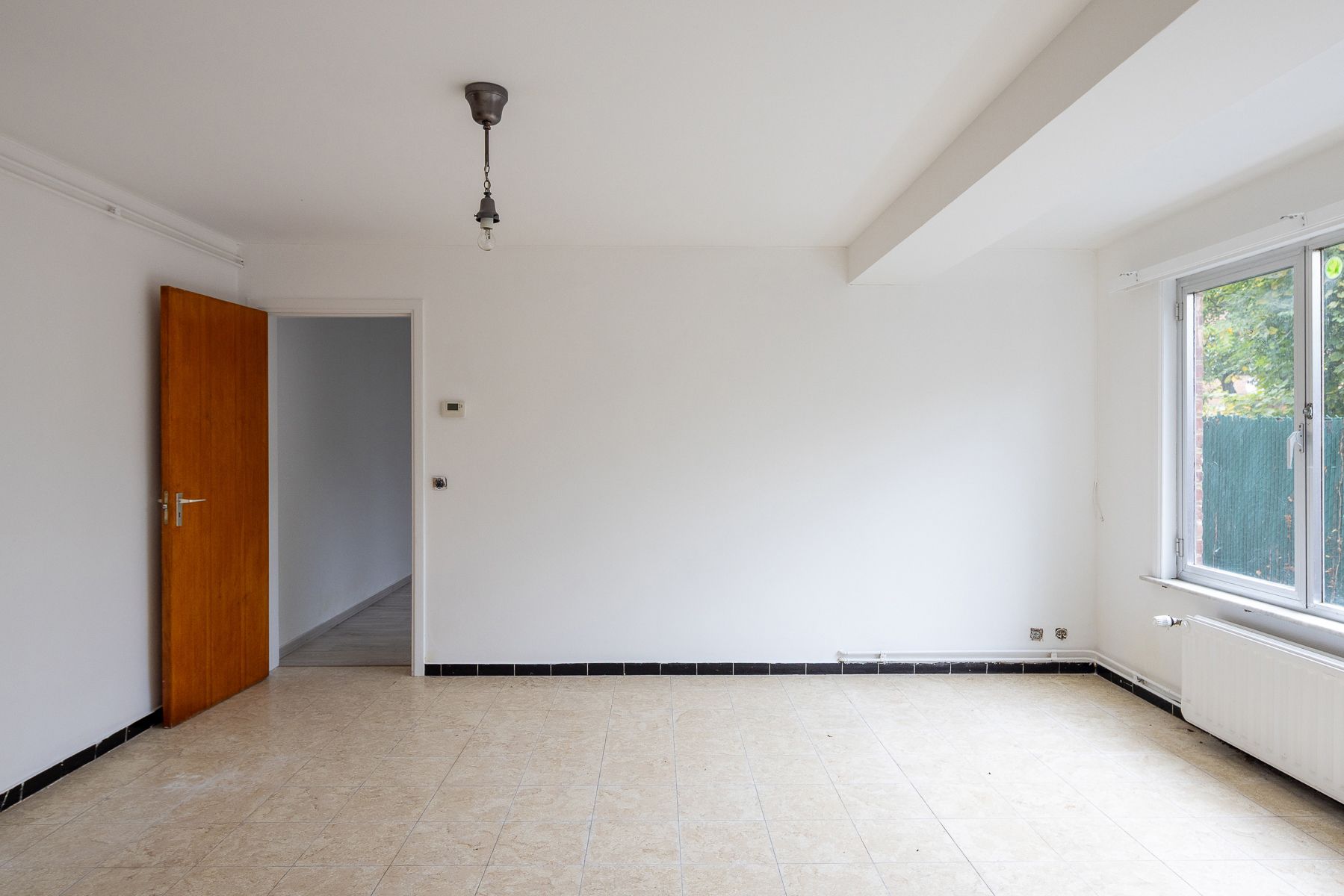 Te renoveren appartement met één slaapkamer  foto 5