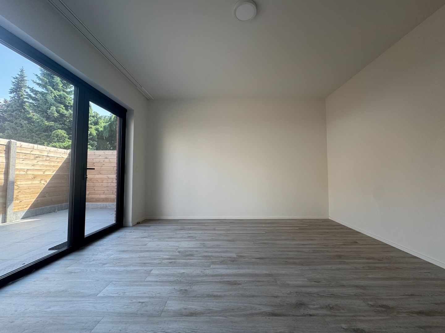 Volledig vernieuwd gelijkvloers-appartement in hartje Opwijk - 2 slpk foto 11