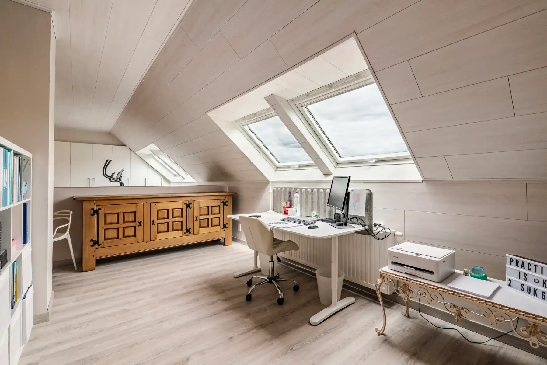 Prachtige villa met 4 slaapkamers in doodlopende straat foto 30