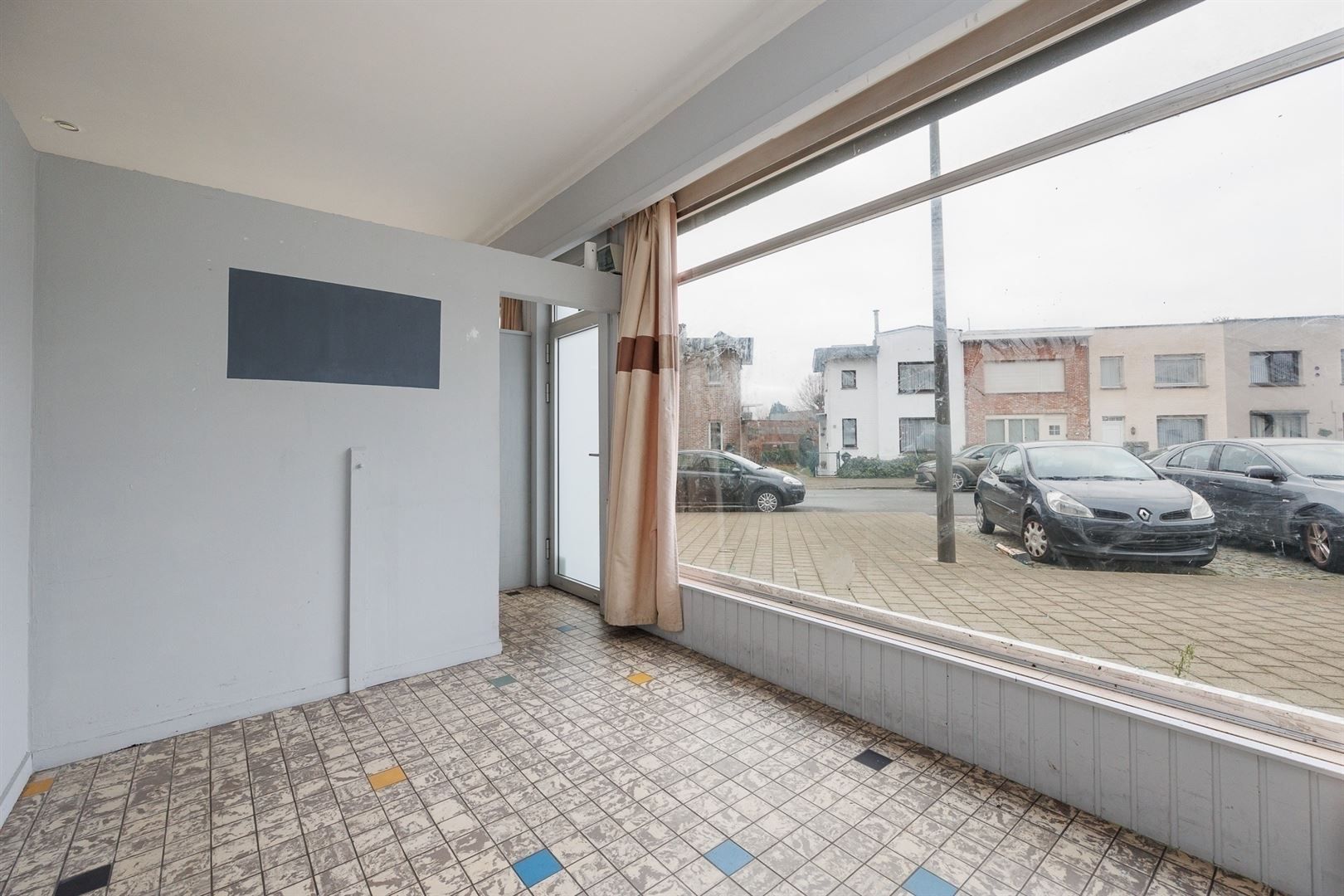 Hoekwinkel of gelijkvloers appartement van 136 m² met patio van 75 m² foto 6