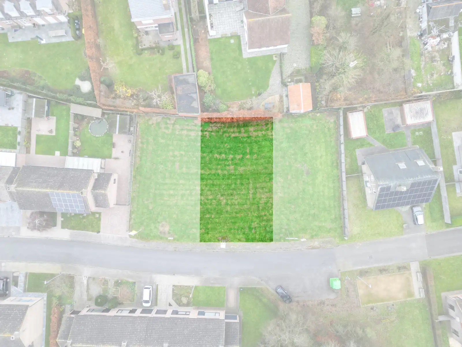 Villaperceel in rustige woonbuurt foto 3