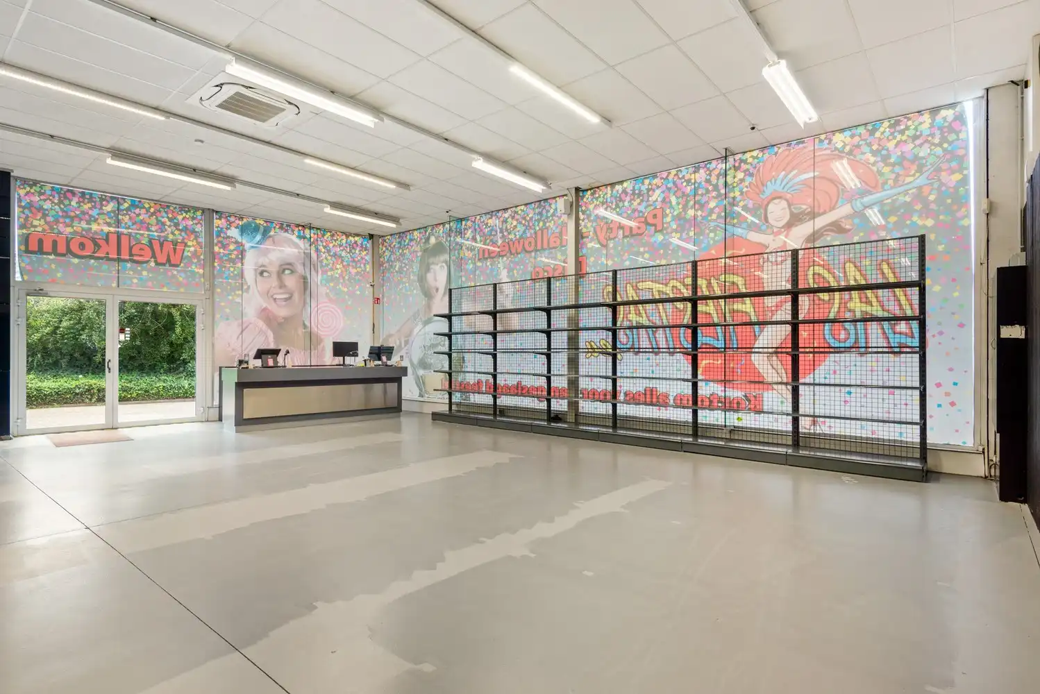 Handelspand met ruime showroom en parking op commerciële ligging te Kontich foto 6