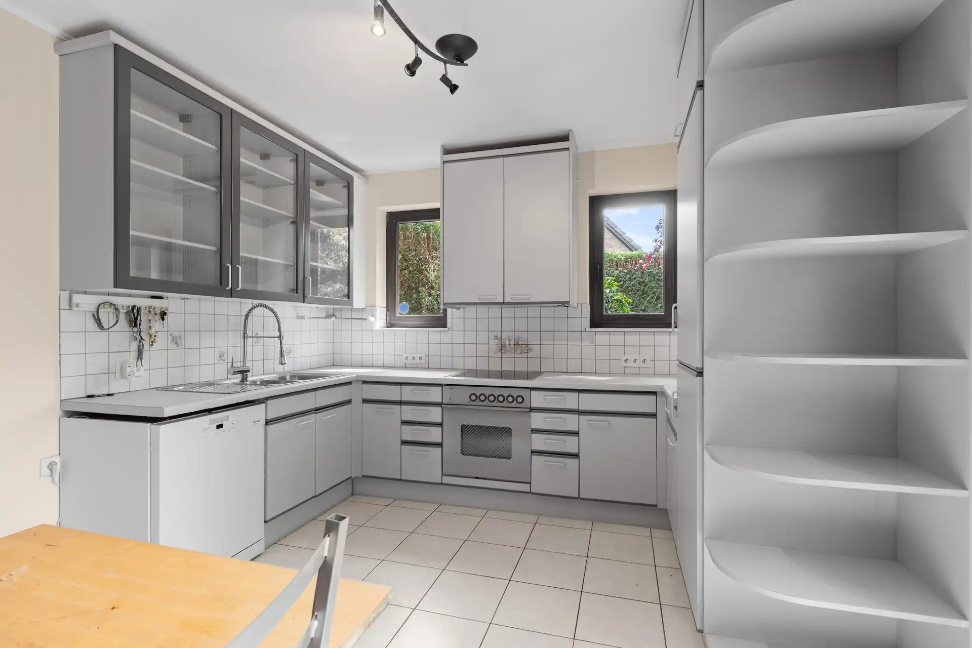 Ruime open bebouwing op perceel van 1.268 m² te Berlare foto 9
