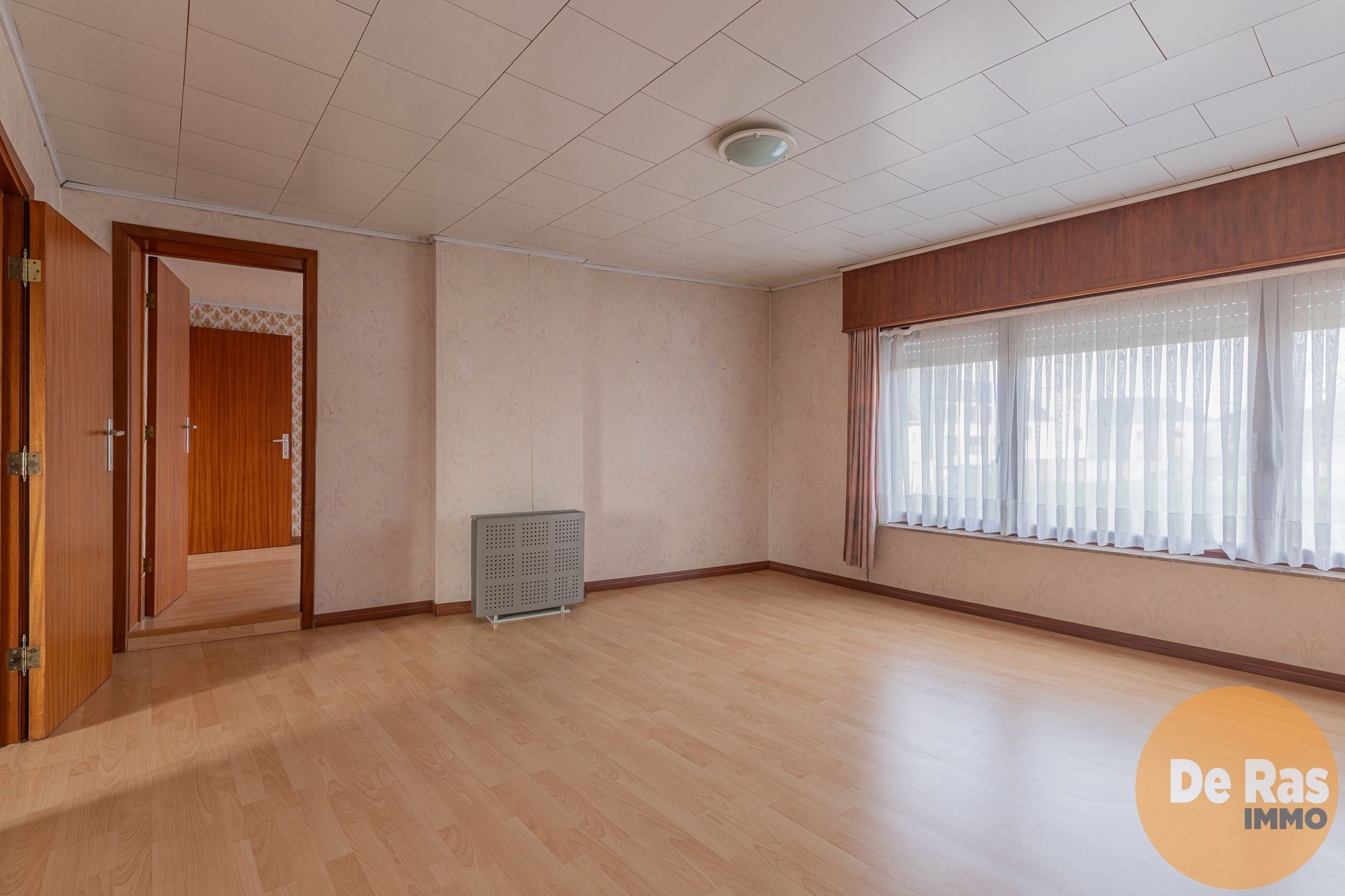 DENDERHOUTEM- Ruime 3-gevelwoning met 4 slpk, tuin en garage foto 17