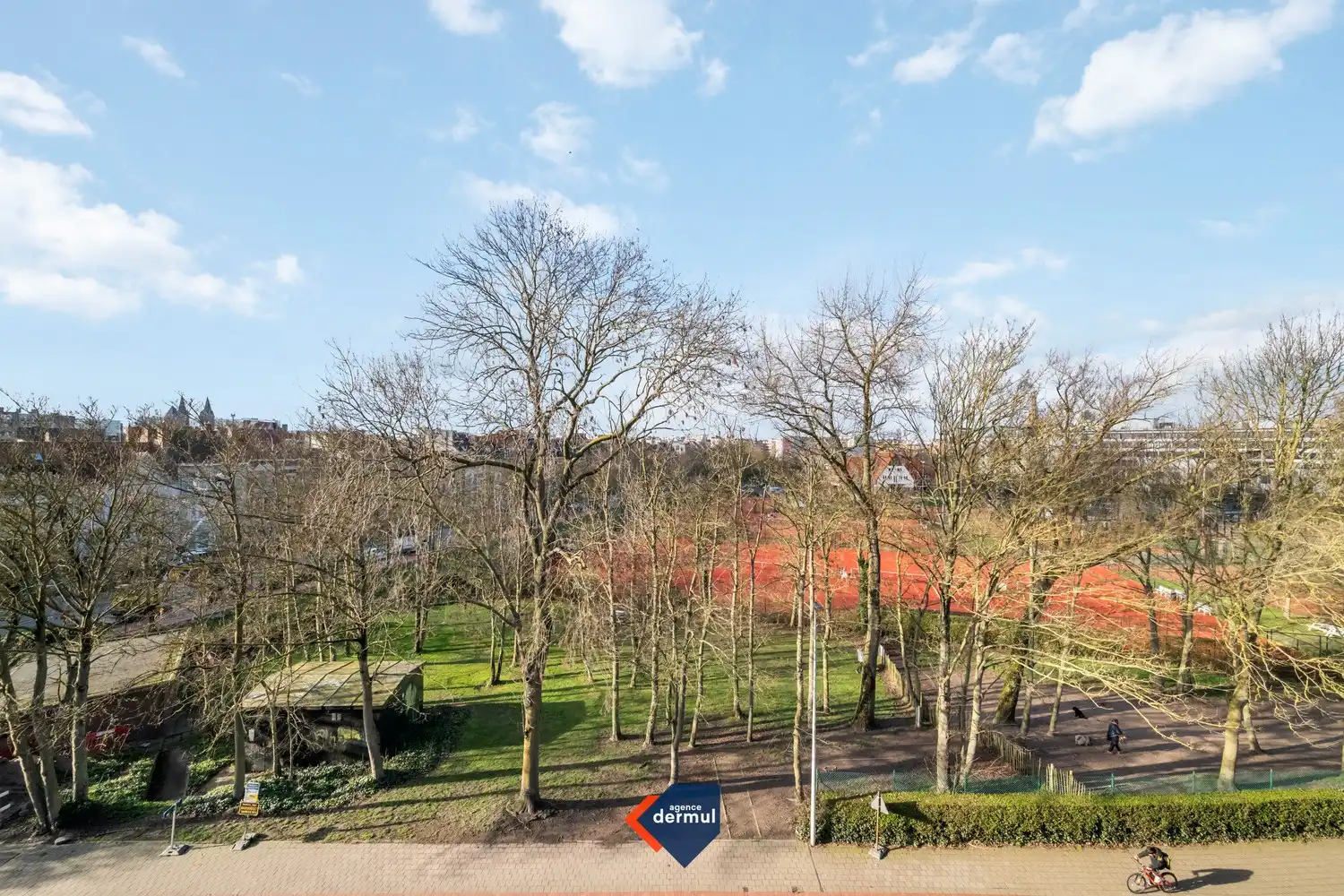 RESIDENTIE CARMAR foto {{pictureIndex}}