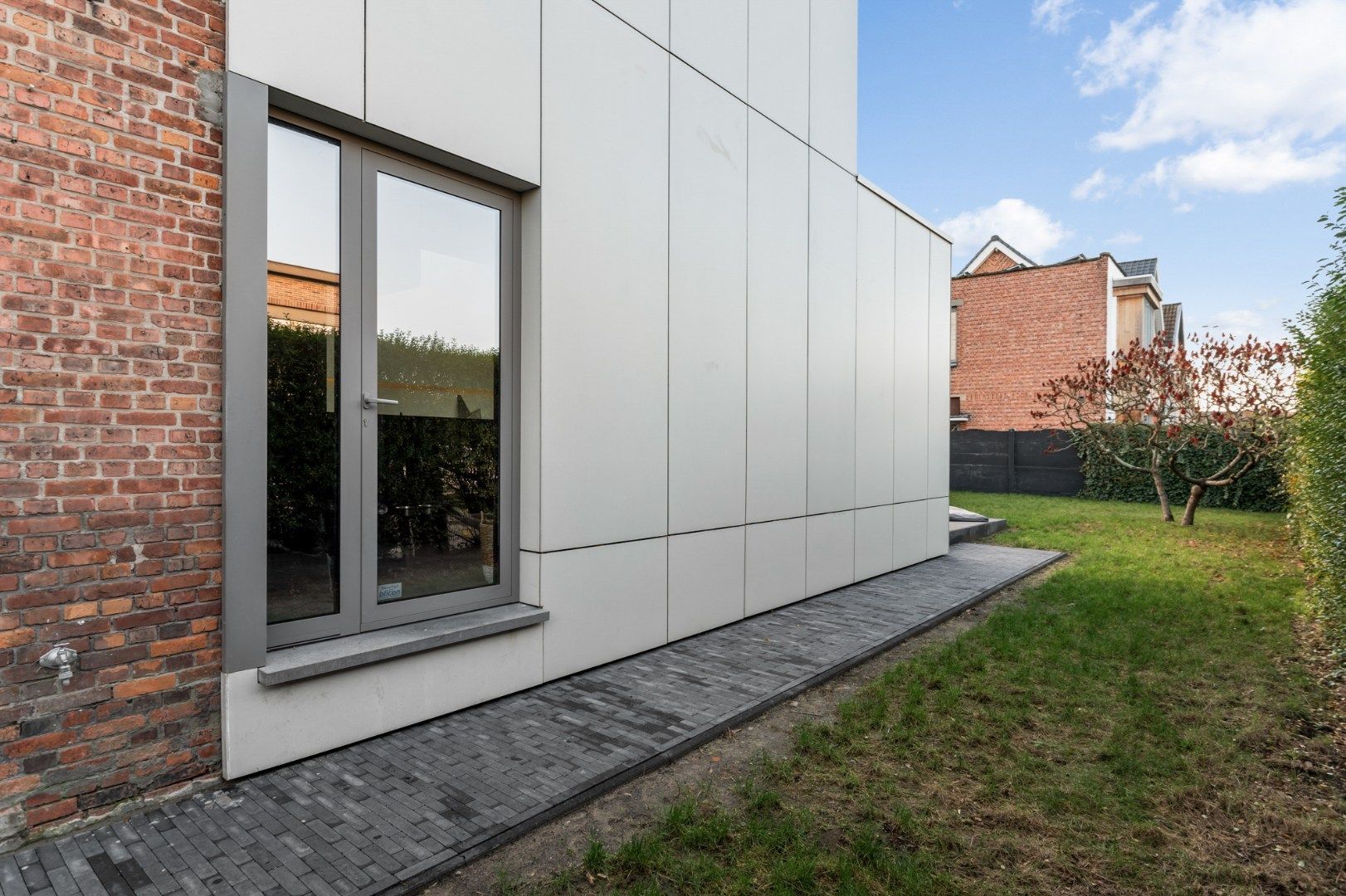 Volledig gerenoveerde woning van 197 m² met 2 à 3 slaapkamers te Wilrijk! foto 23