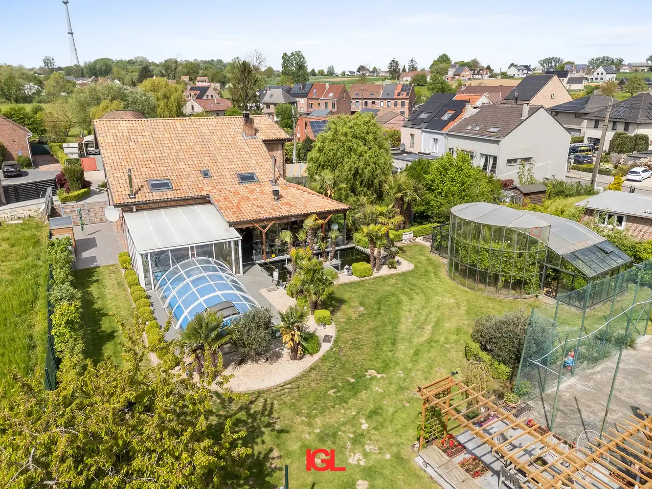 Villa met groot terrein (24a29ca), serres, vijver en overdekt zwembad foto 2