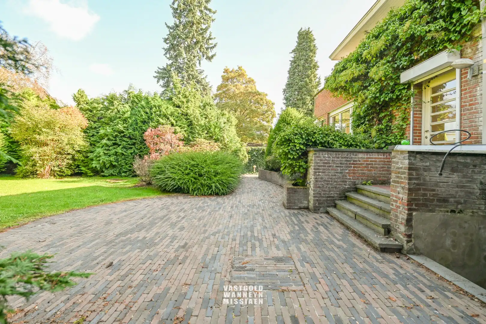 Charmante alleenstaande woning met 4 slaapkamers en heerlijke tuin foto 24