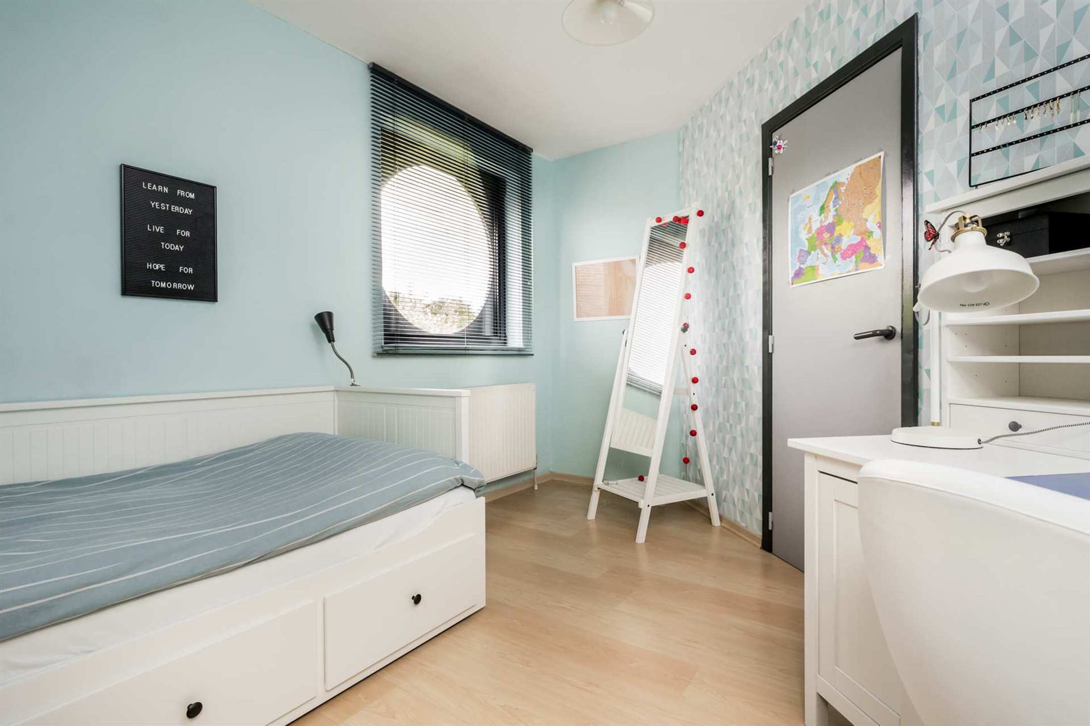 Prachtige ruime villa in groene oase foto 21