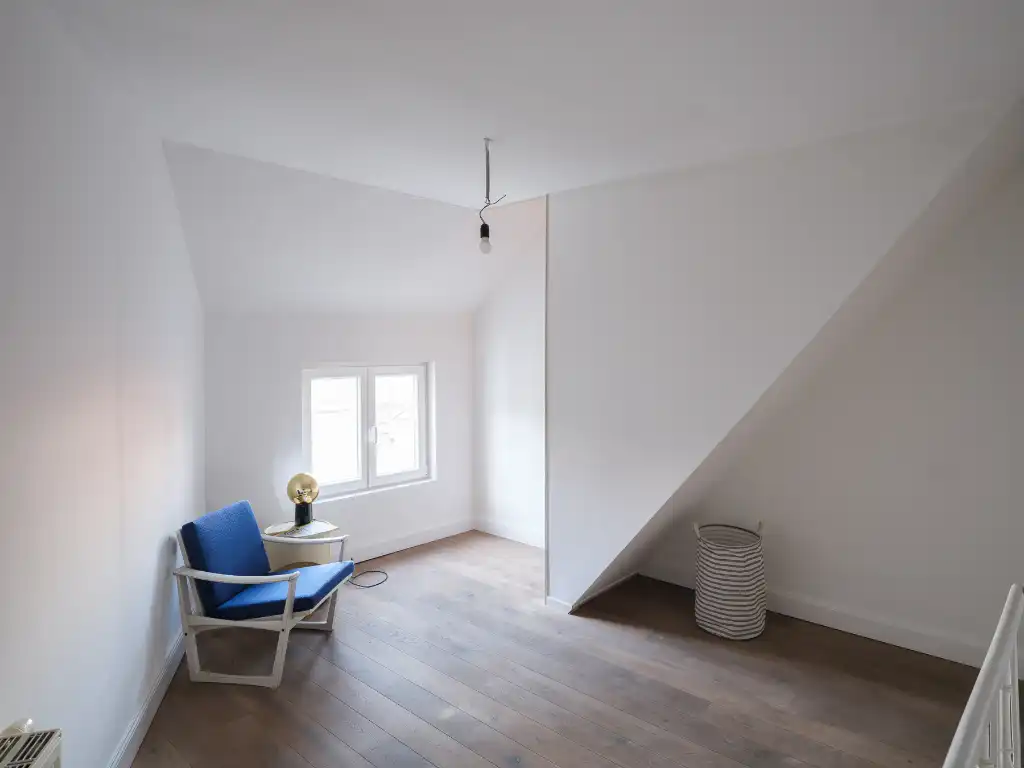 Lichtrijke en instapklare woning met buitenruimte nabij Gent Centrum foto 10