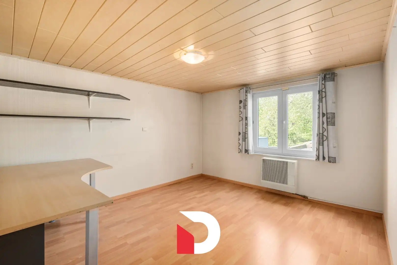 Polyvalente woning met tuin en atelierruimte foto 6