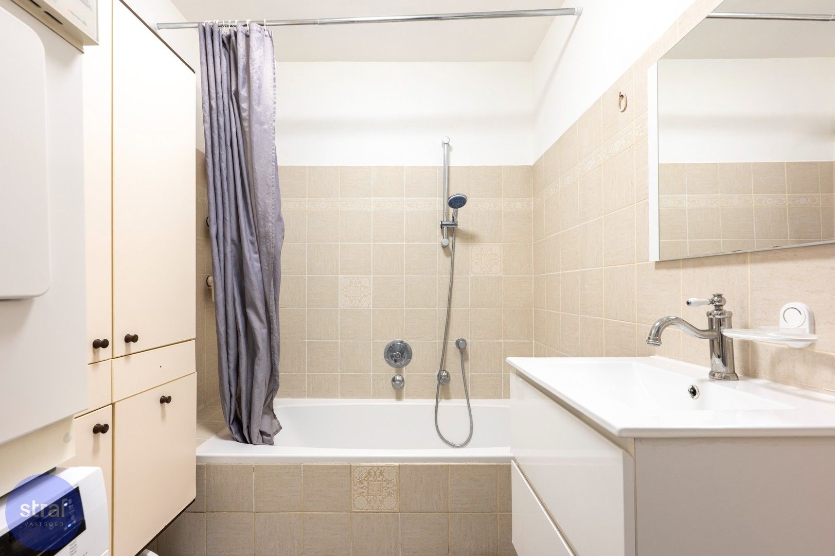 Ruim 3 slpk appartement op Linkeroever foto 10