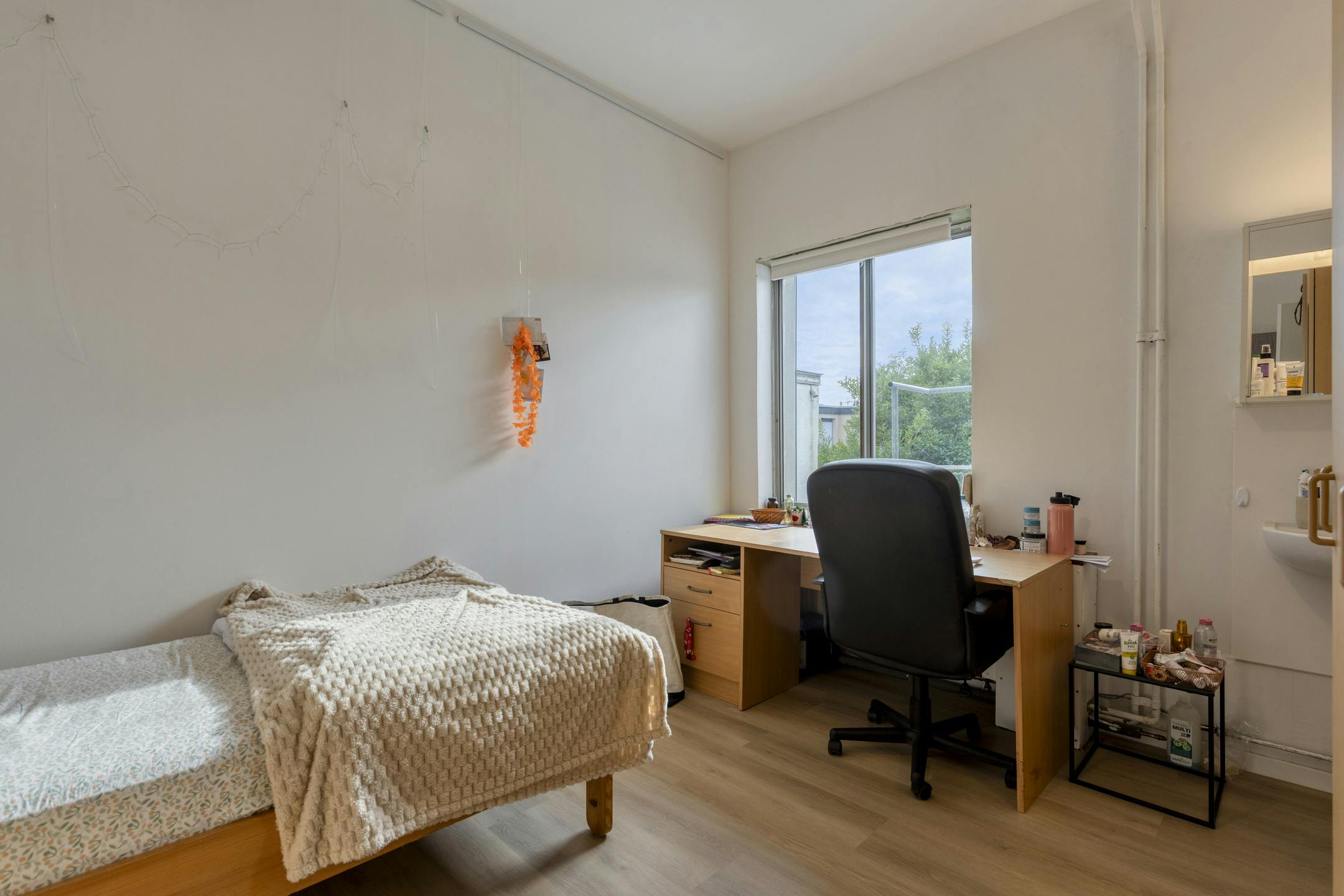 Studentenhuis met 5 vergunde studentenkamers te koop  foto 13