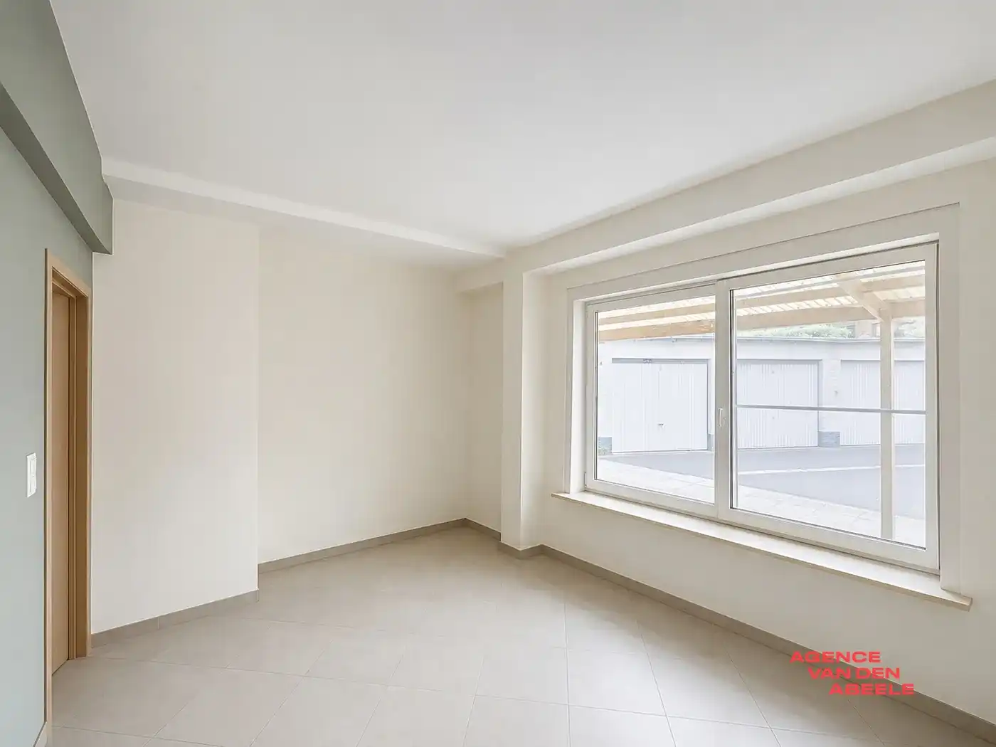 Centraal gelegen woon appartement met 1 ruime slaapkamer  foto 5