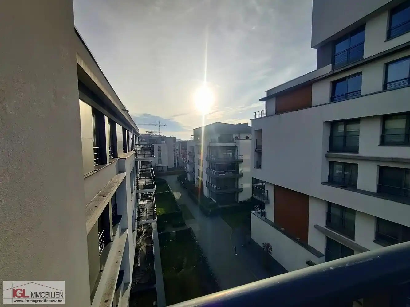 Modern appartement met 3 kamers foto 15