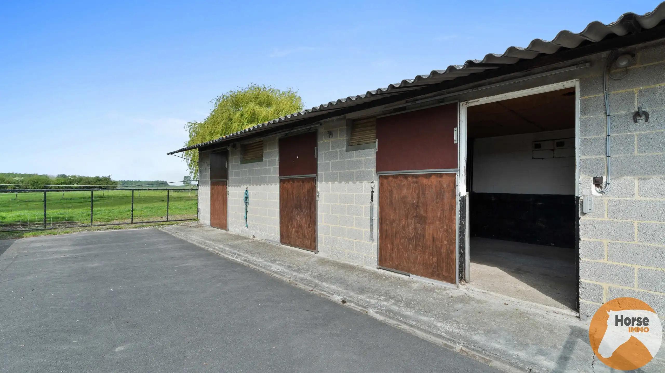 RONSE - Charmante hoeve op 1,16 ha met bijgebouw foto 24