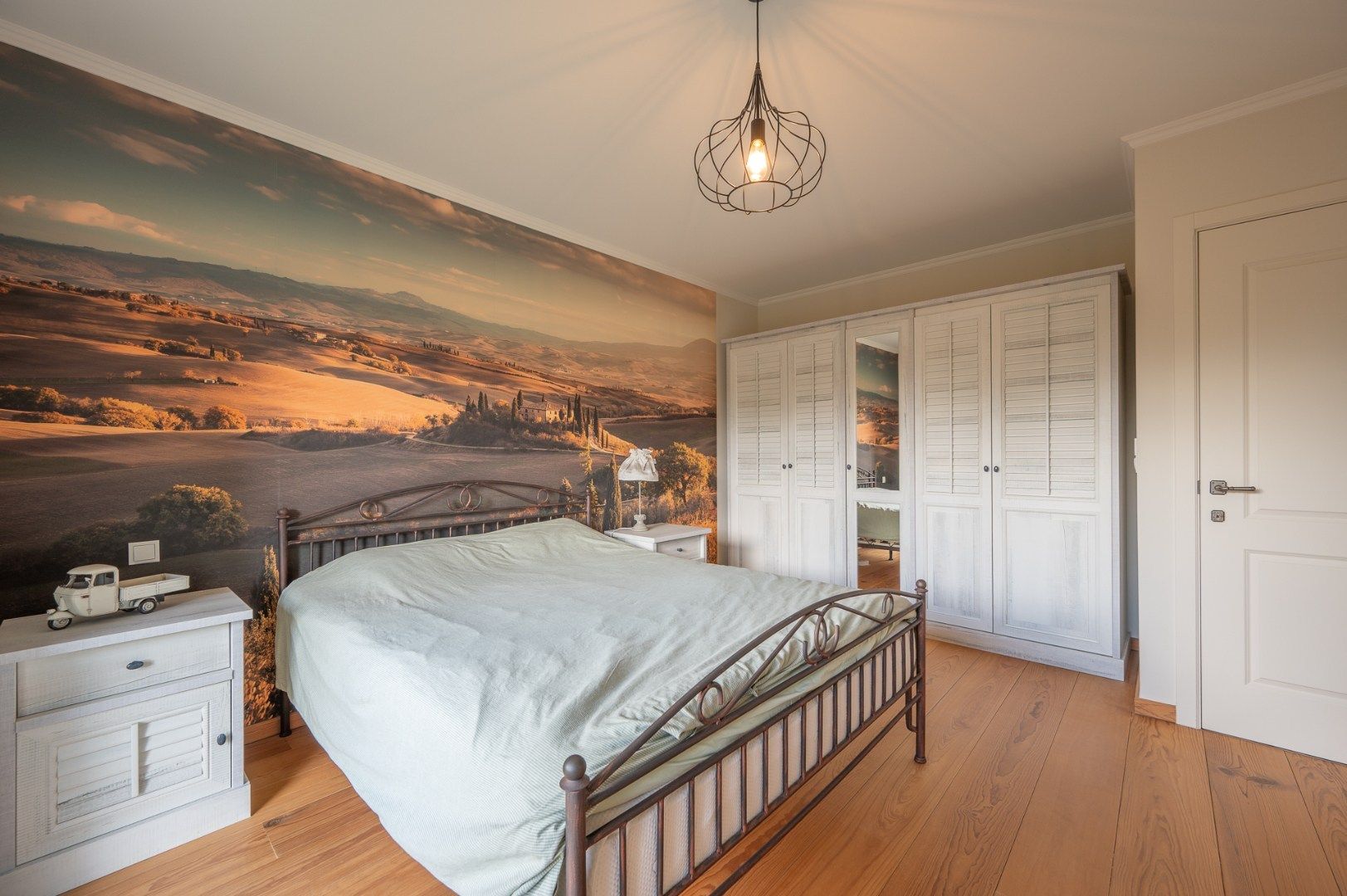 Perfect instapklaar appartement met 2 grote slaapkamers mooie terrassen! foto 7