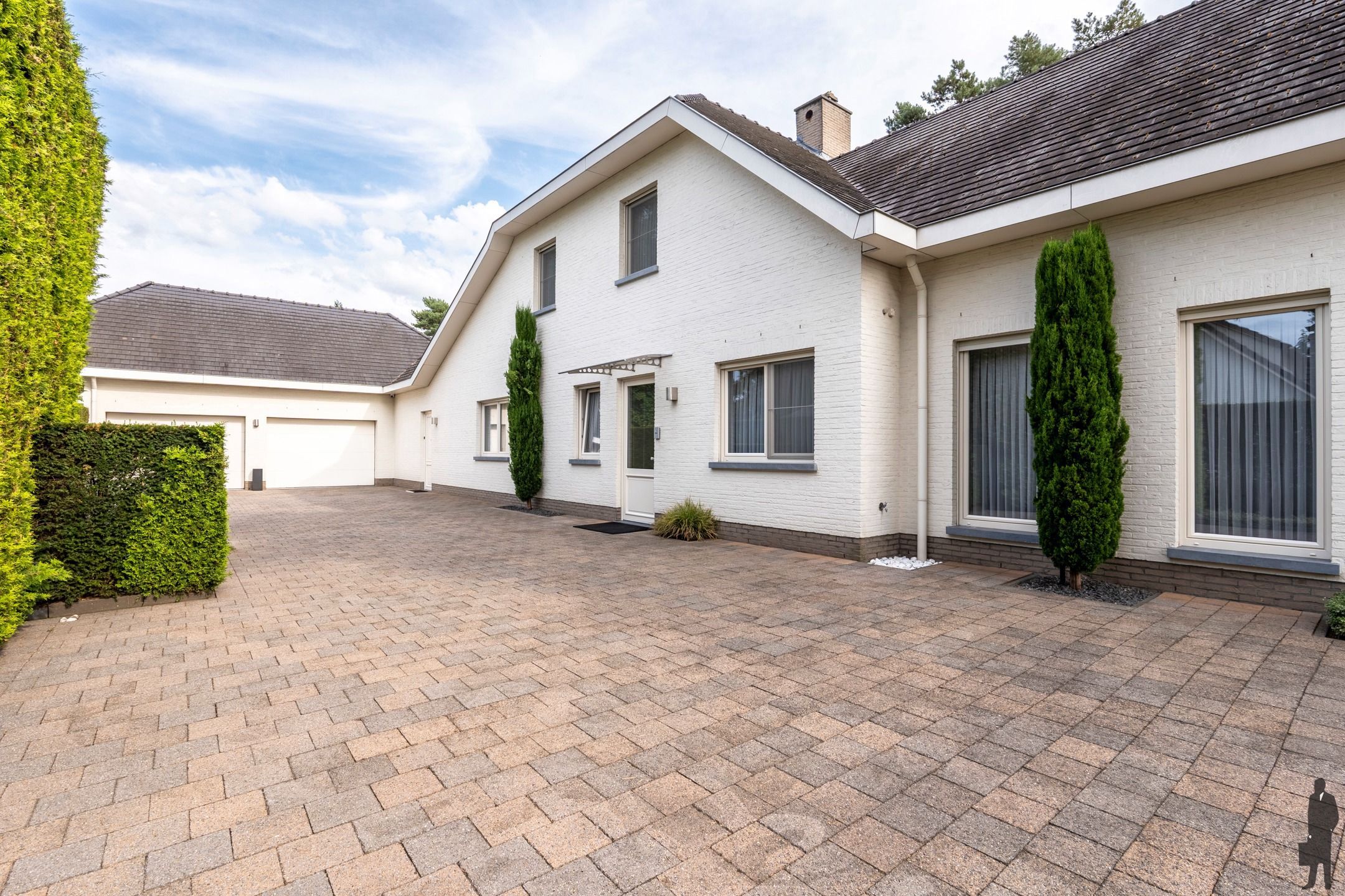 Tijdloze, volledig gerenoveerde villa 'Arendsnest' te Achel foto 29