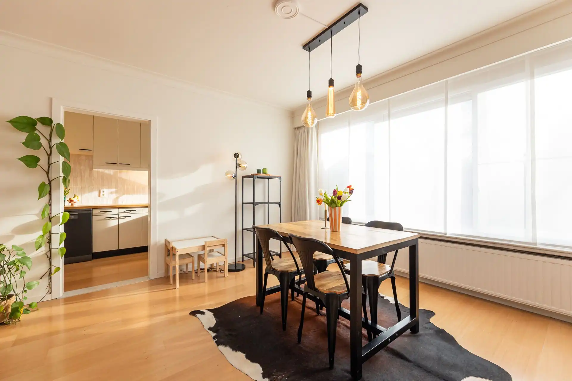 Verzorgd appartement met 2 SLKPS in rustige buurt foto 3