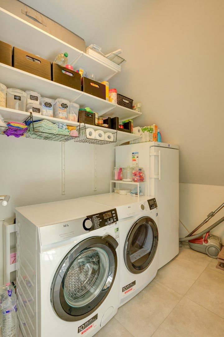 Instapklaar, ruim appartement te koop in centrum van Hamont! foto 20
