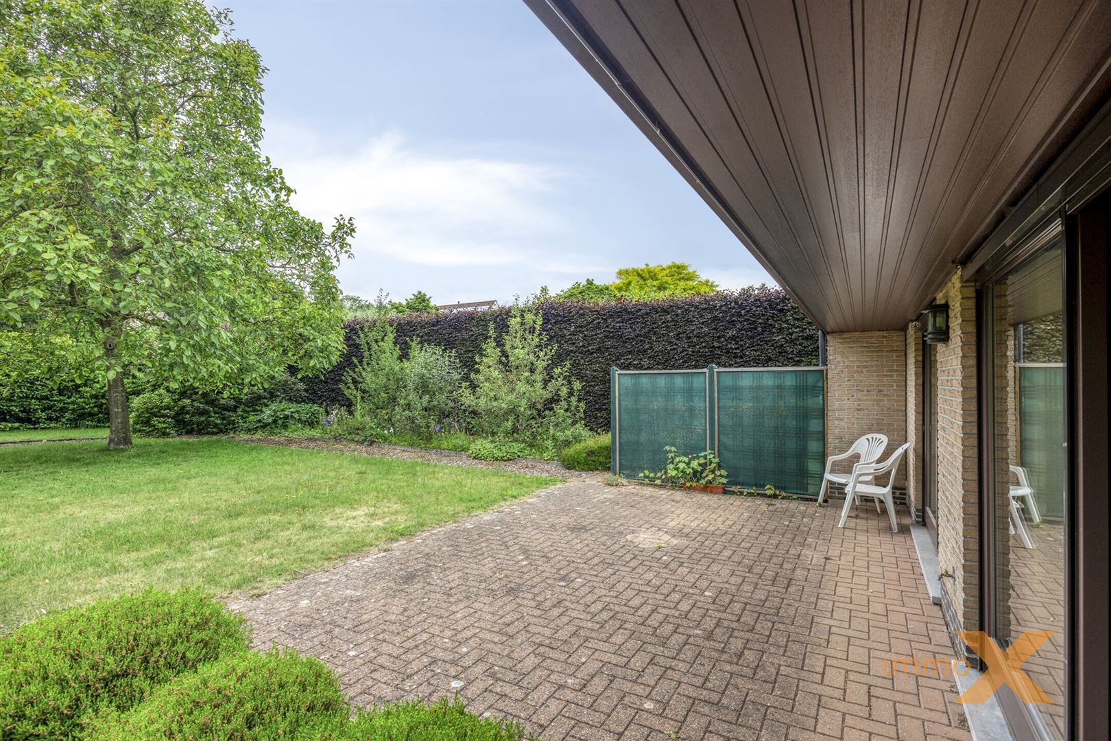 OP TE FRISSEN RUIME VILLA MET GROTE TUIN foto 23