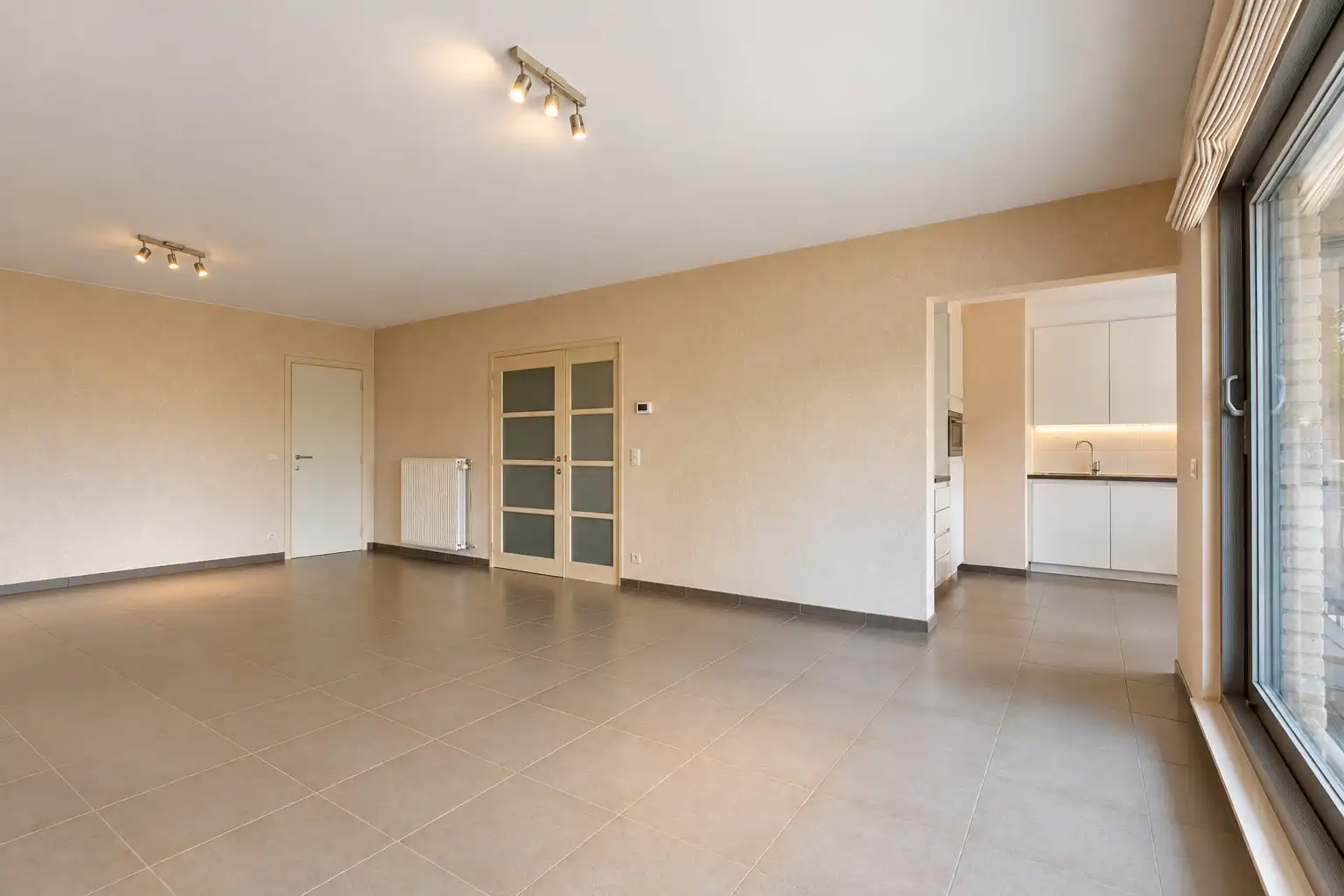 Gezellig appartement met 2 slaapkamers. foto 3
