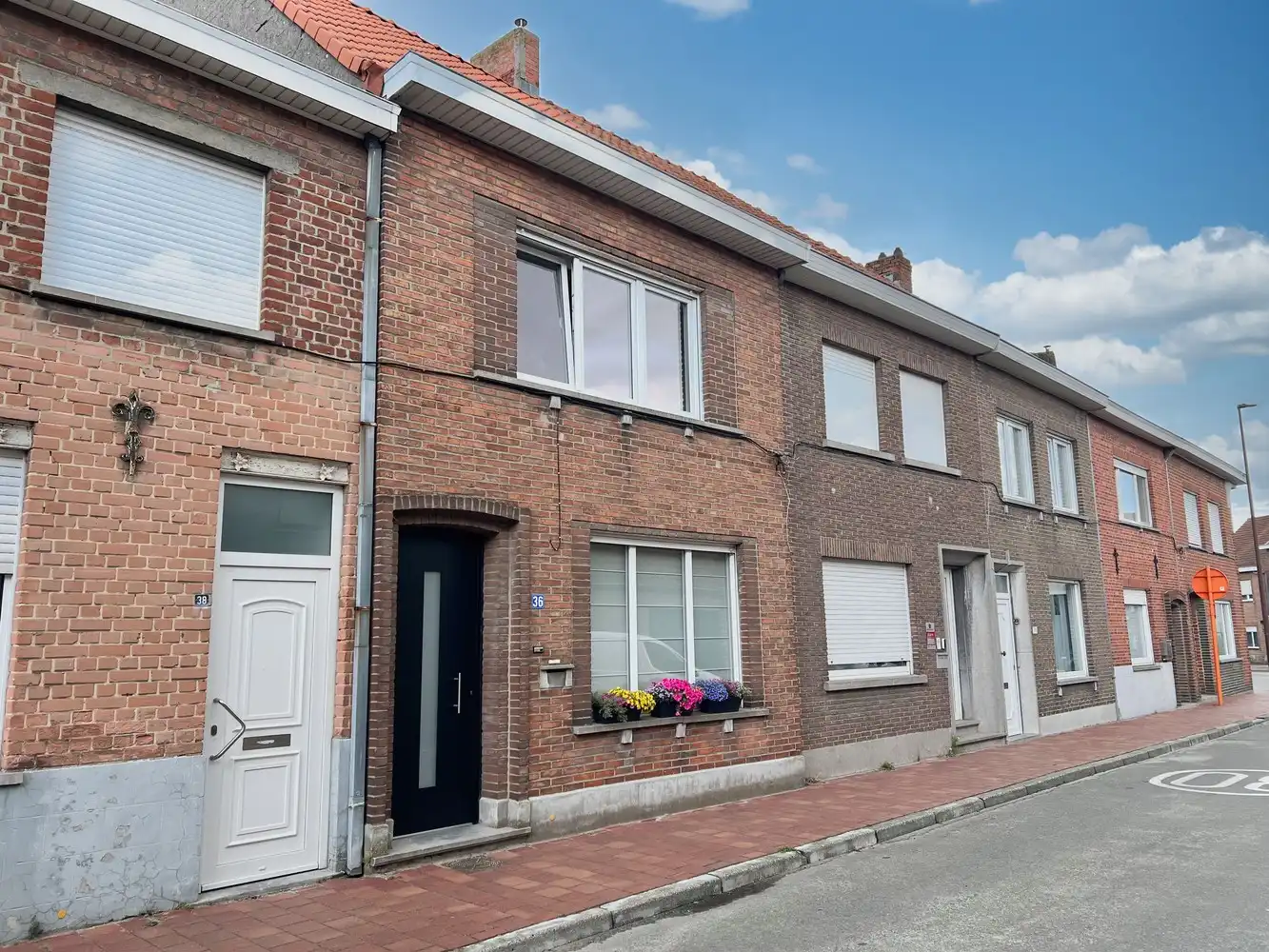 Instapklare, energiezuinige woning met tuin + garage! foto 10