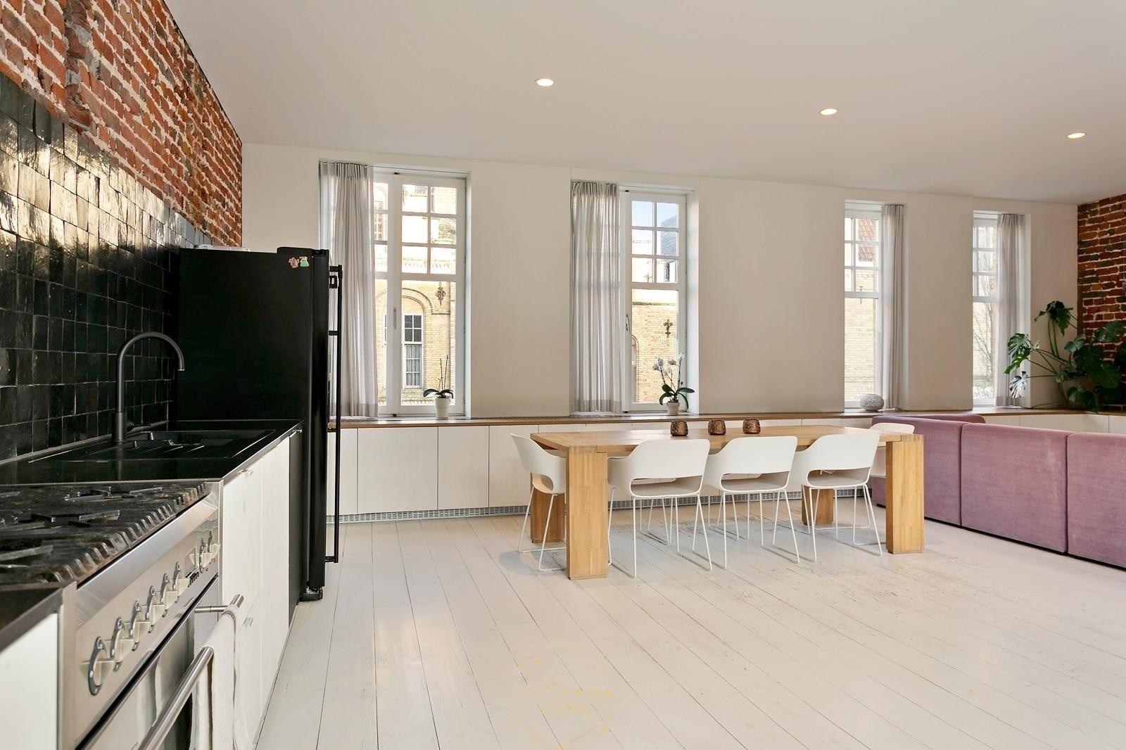 karaktervol herenhuis in het stadscentrum met ruim zonnig terras.  foto 9