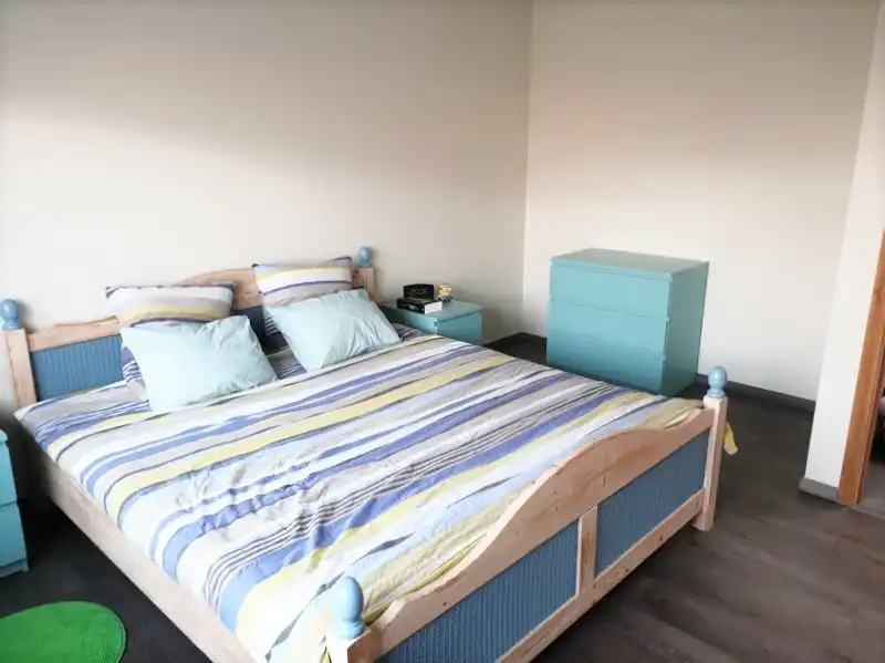 Moderne gezinswoning TE HUUR met carport en 3 slaapkamers,  tuin met terras op boogscheut van centrum Avelgem. foto 6