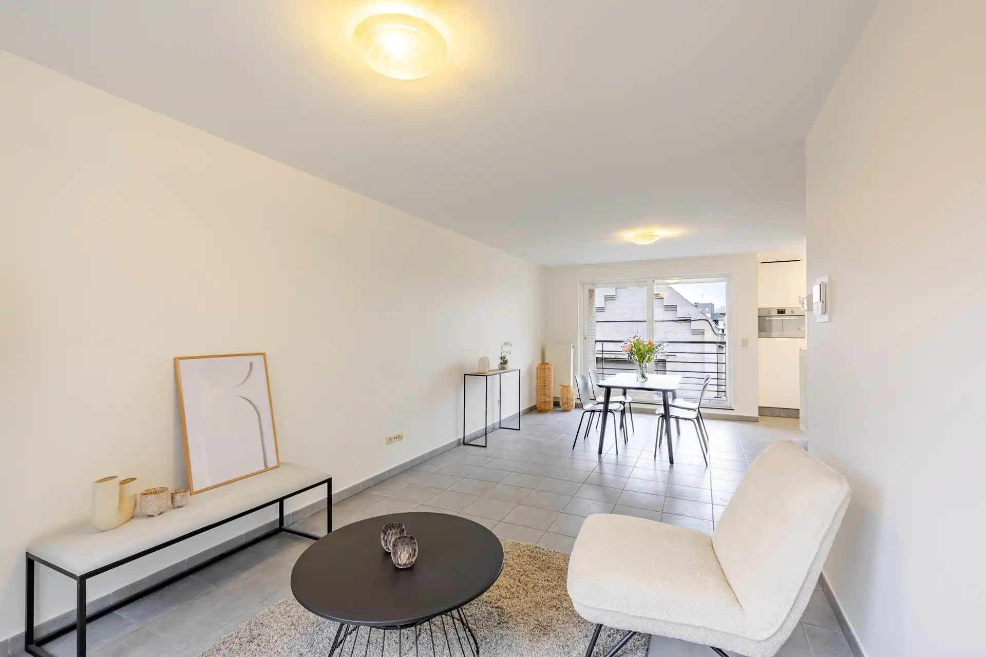 Praktisch ingedeeld appartement met twee slaapkamers op centrale ligging te Aalst foto 4