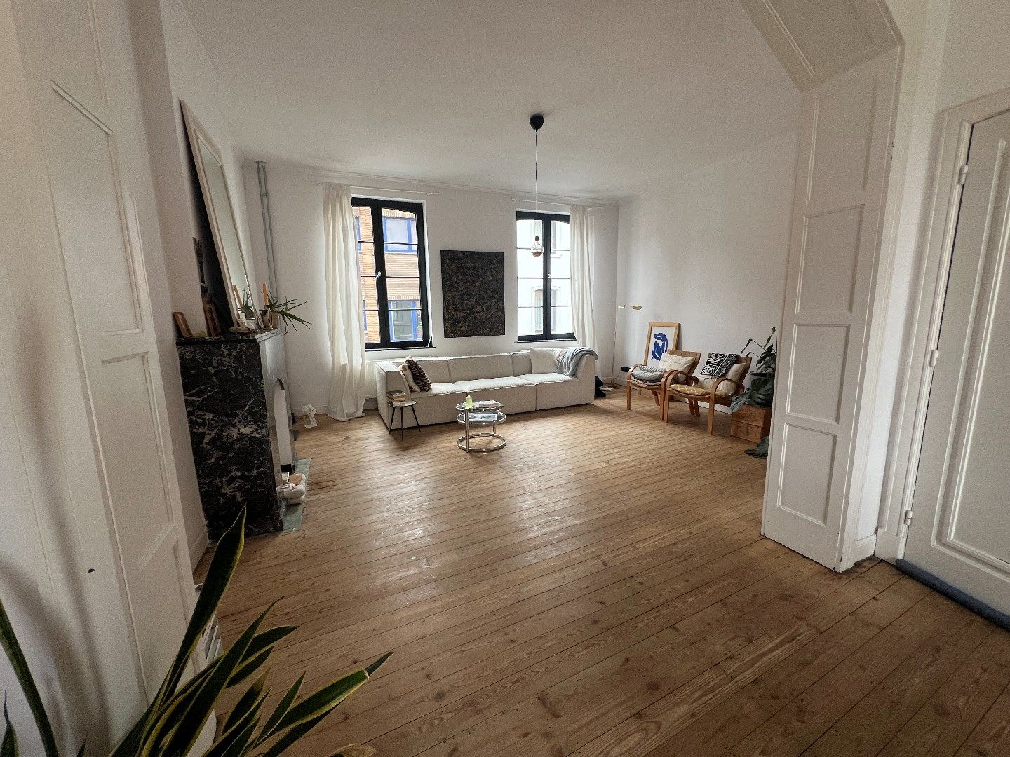 Prachtige bel-etagewoning met 2 ruime slpks en mooi ruim terras foto 3