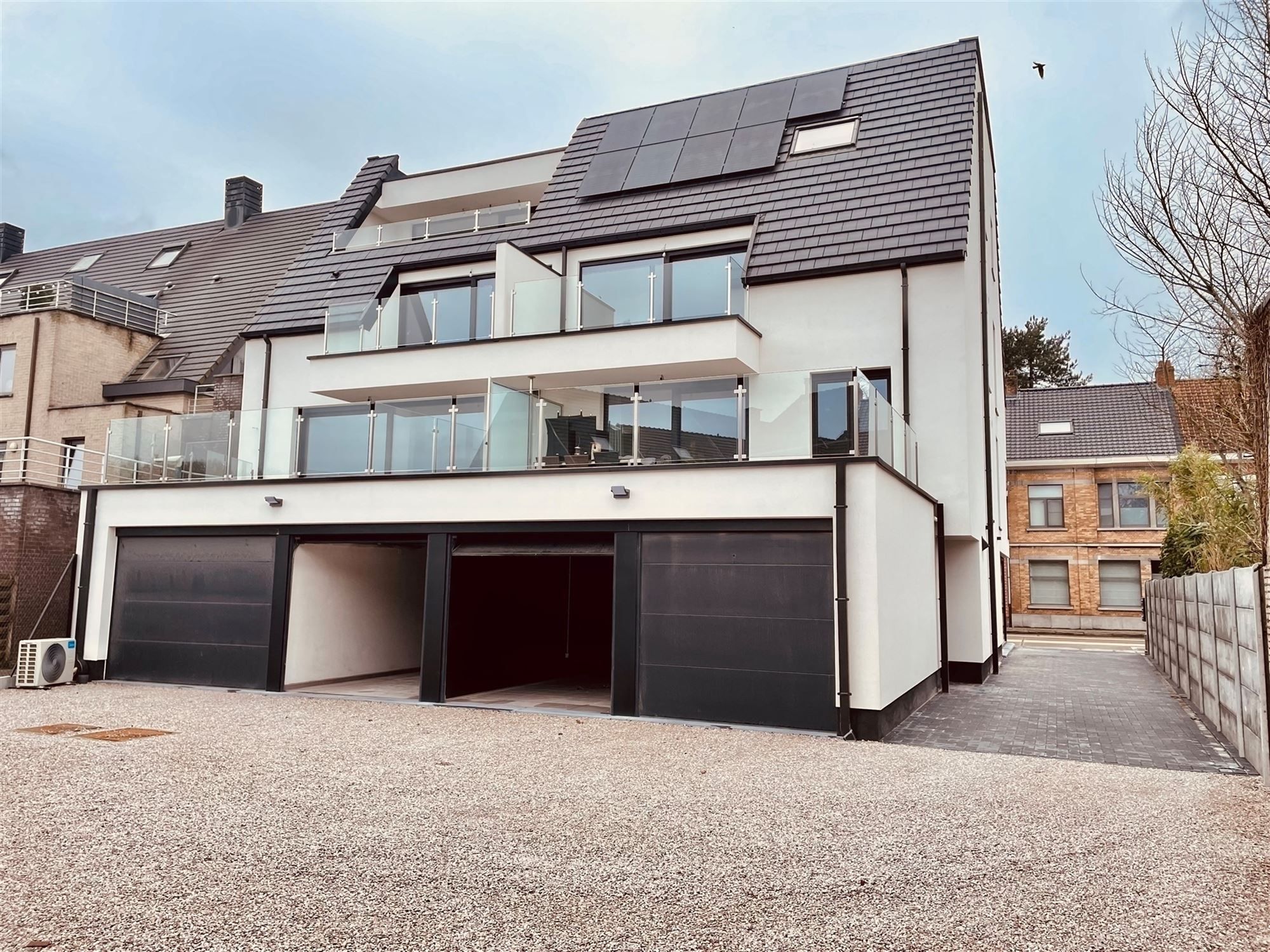 Energiezuinig penthouse van 145m² met 3 slpk, 2 terrassen, 2 badkamers en subliem zicht foto 15