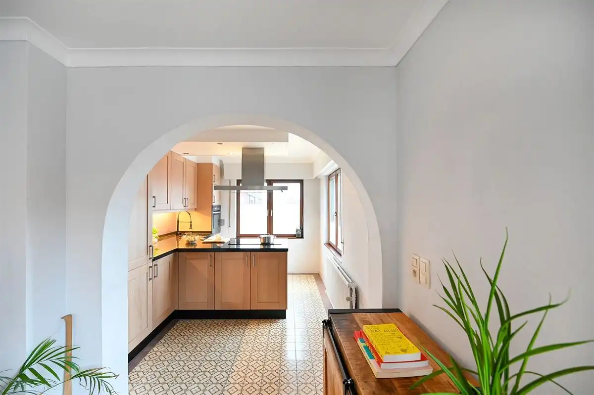 Triplex met 4 slaapkamers en garage foto 4