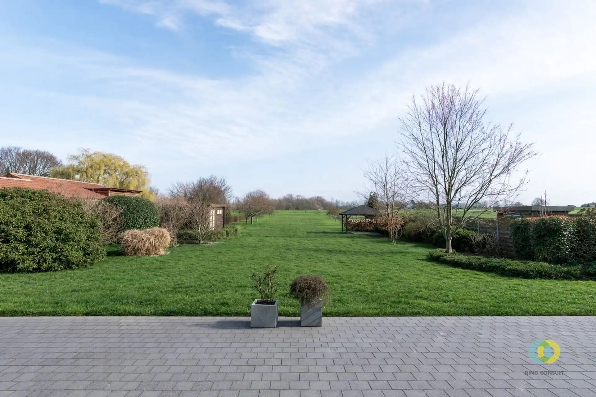 Uitzonderlijke villa met prachtige tuin foto 9